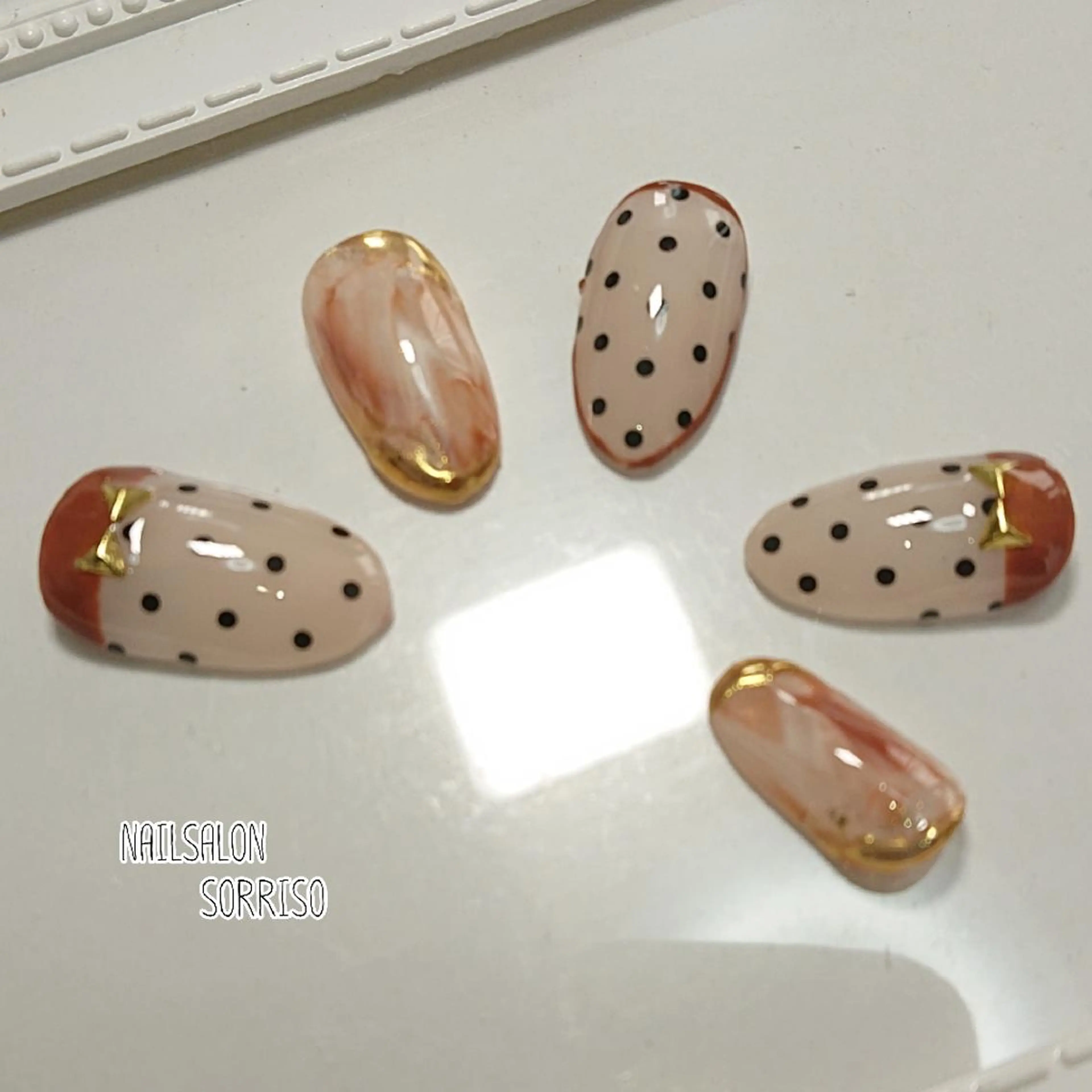 ネイル KOYAMA KIMIEのネイルデザイン