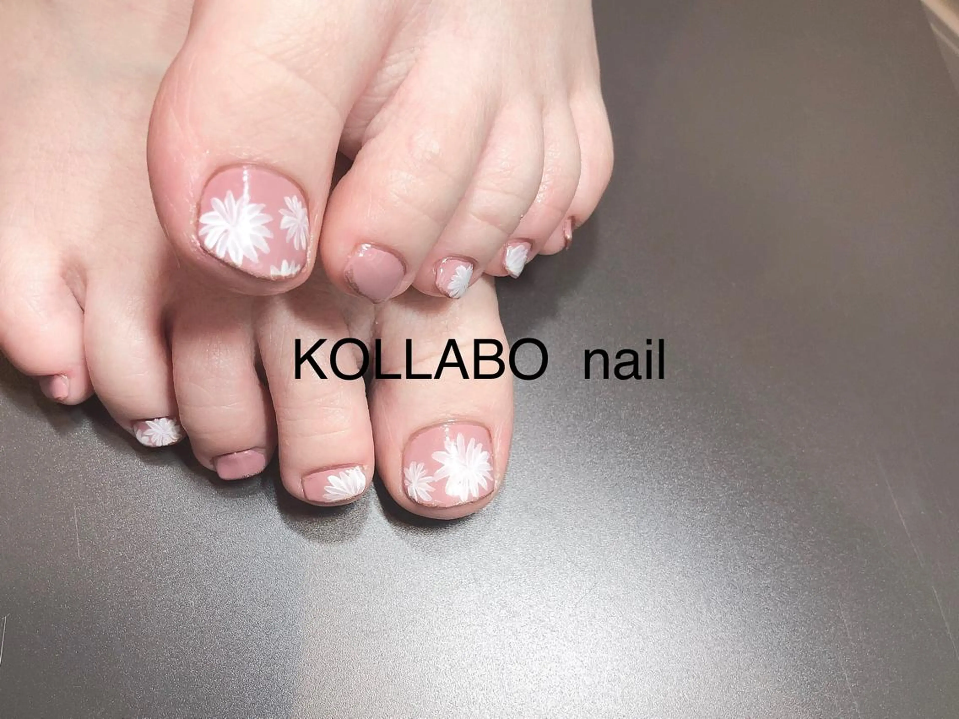 ネイル KOLLABO nailのネイルデザイン