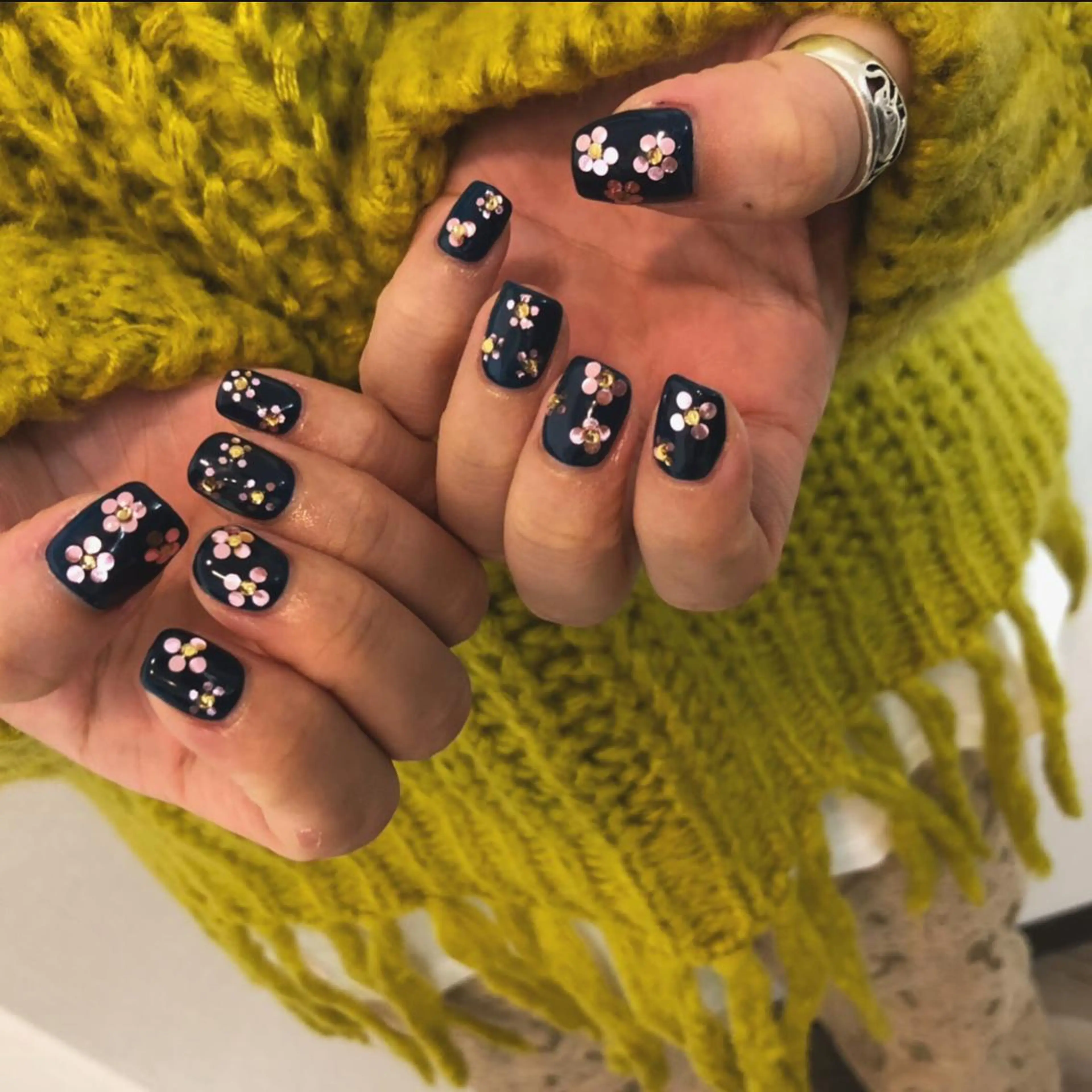 ネイル ホログラムネイル nail 1997のネイルデザイン