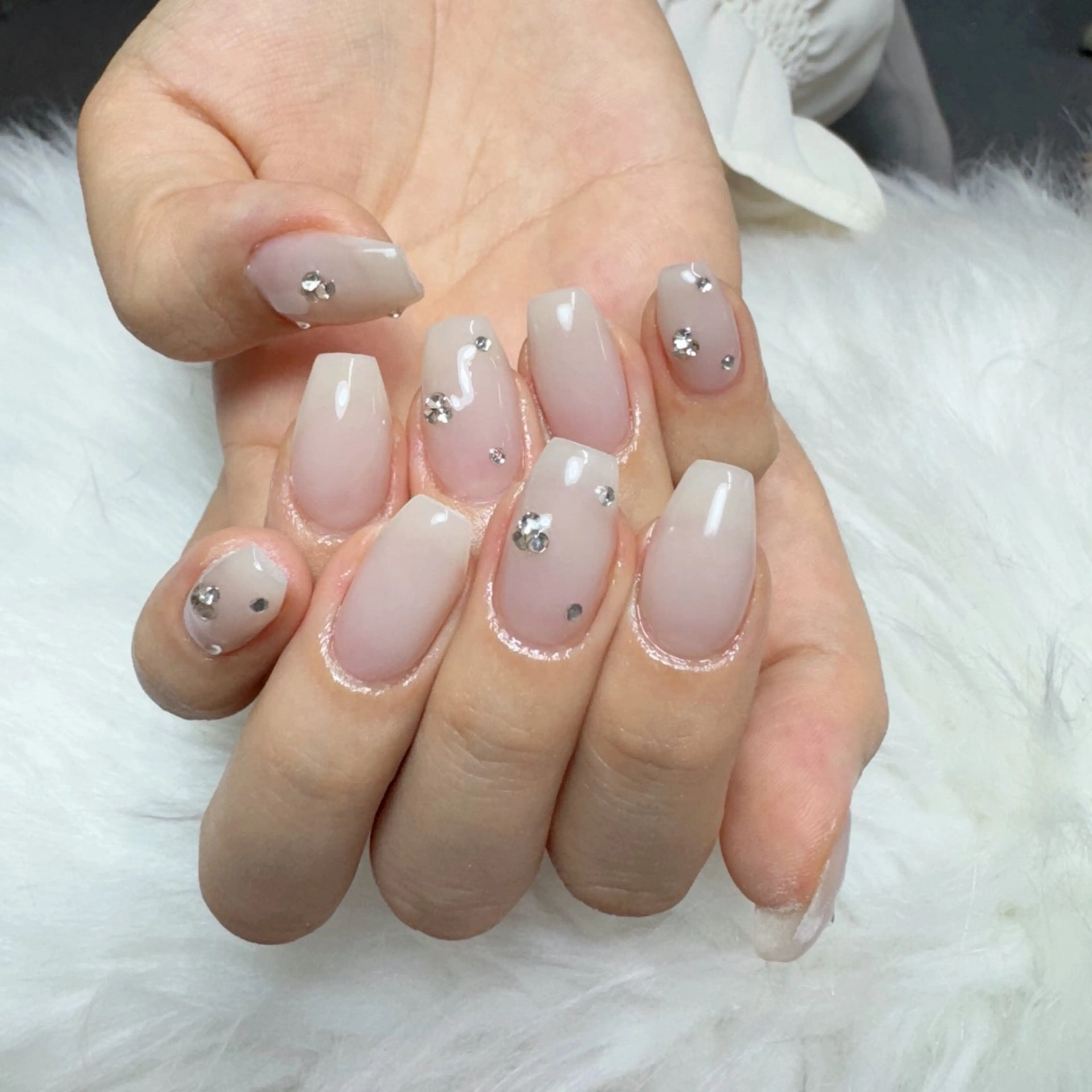 ネイル ハンドネイル 🎀nana🫧 ワンホンネイル🎀のネイルデザイン