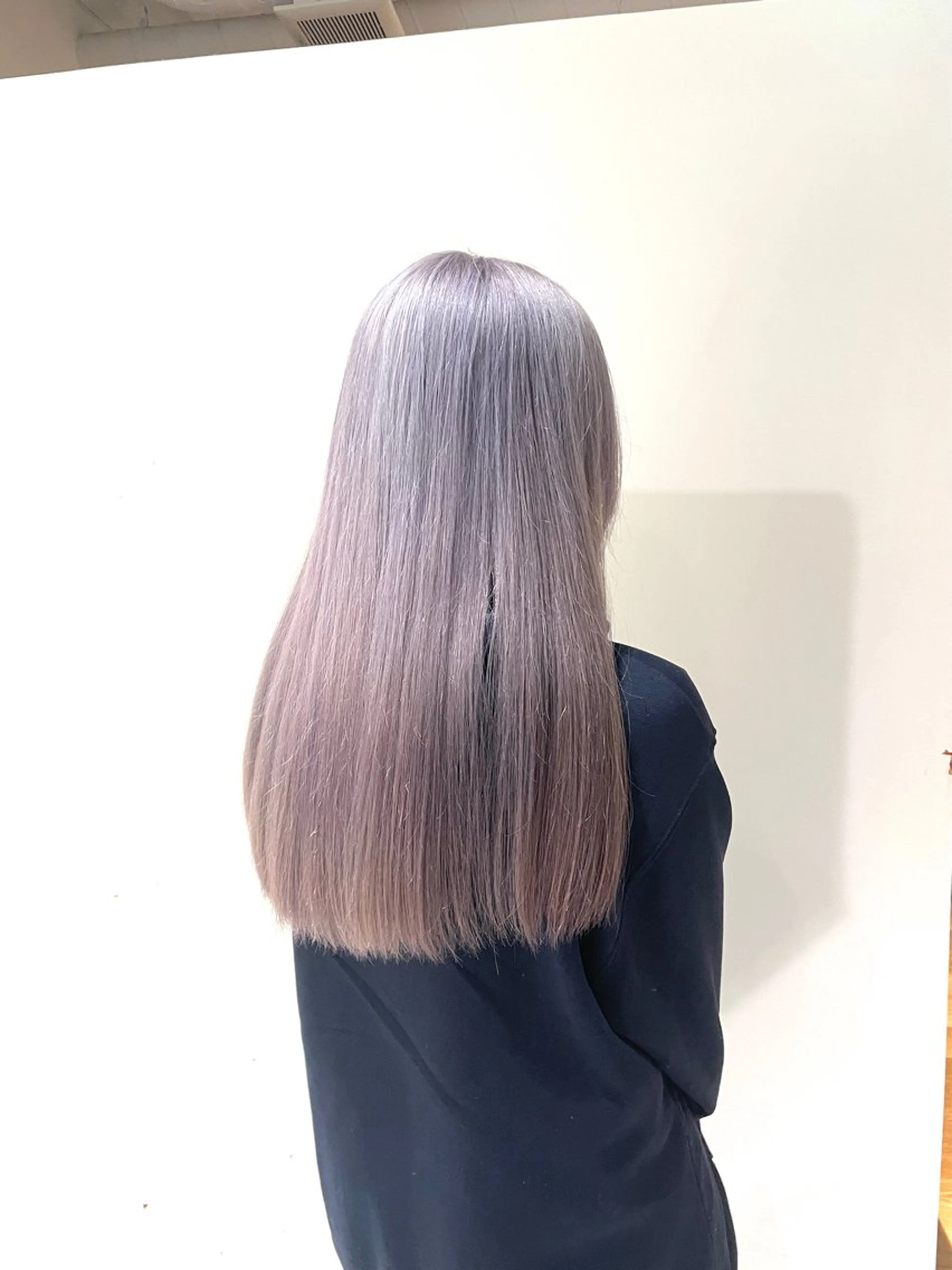 ロング カラー ブリーチ ラベンダーカラー fuka/梅田/ ミルクティーベージュのヘアスタイル