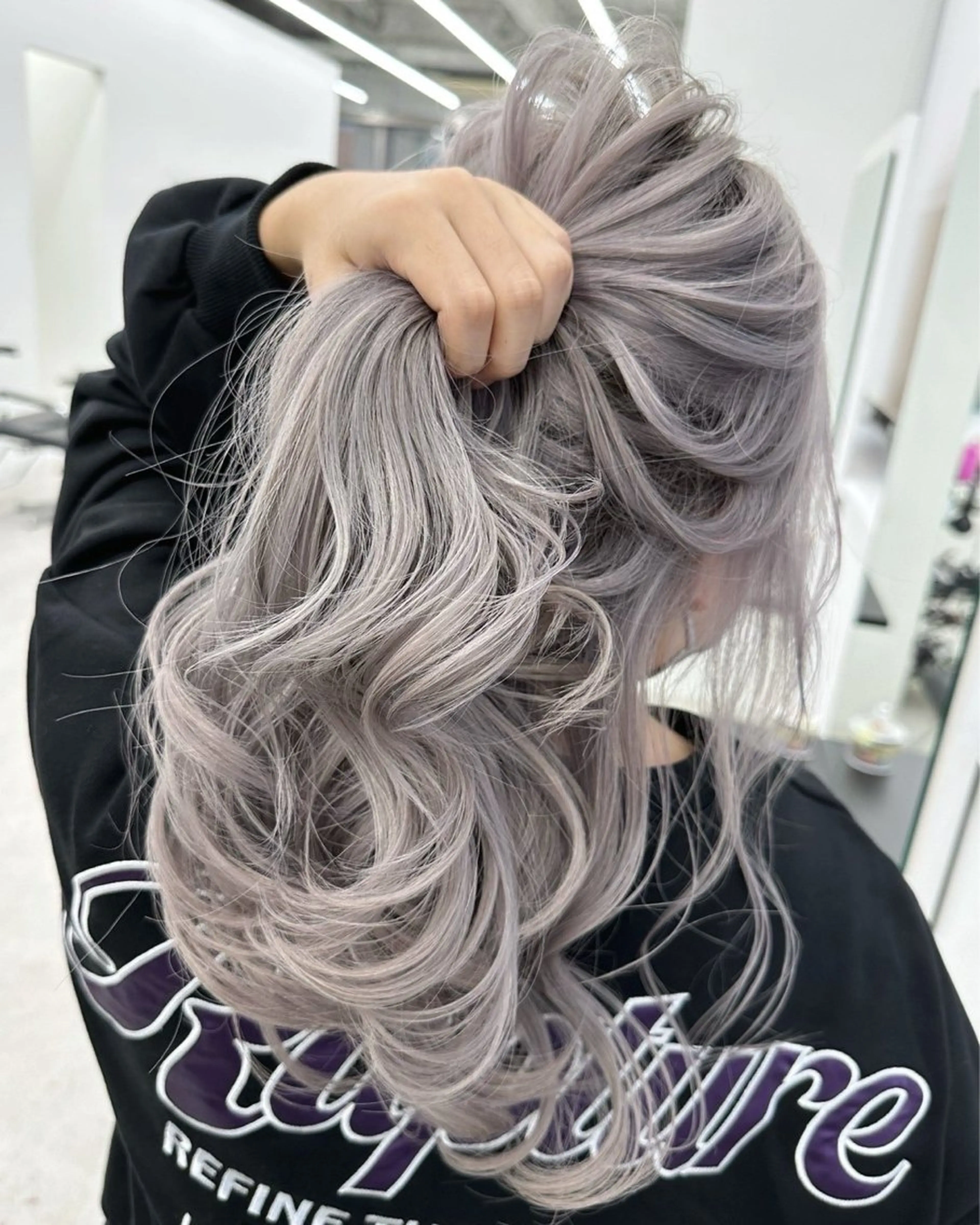 ロング カラー ヘアカラー トリートメント 大平 琶月のヘアスタイル