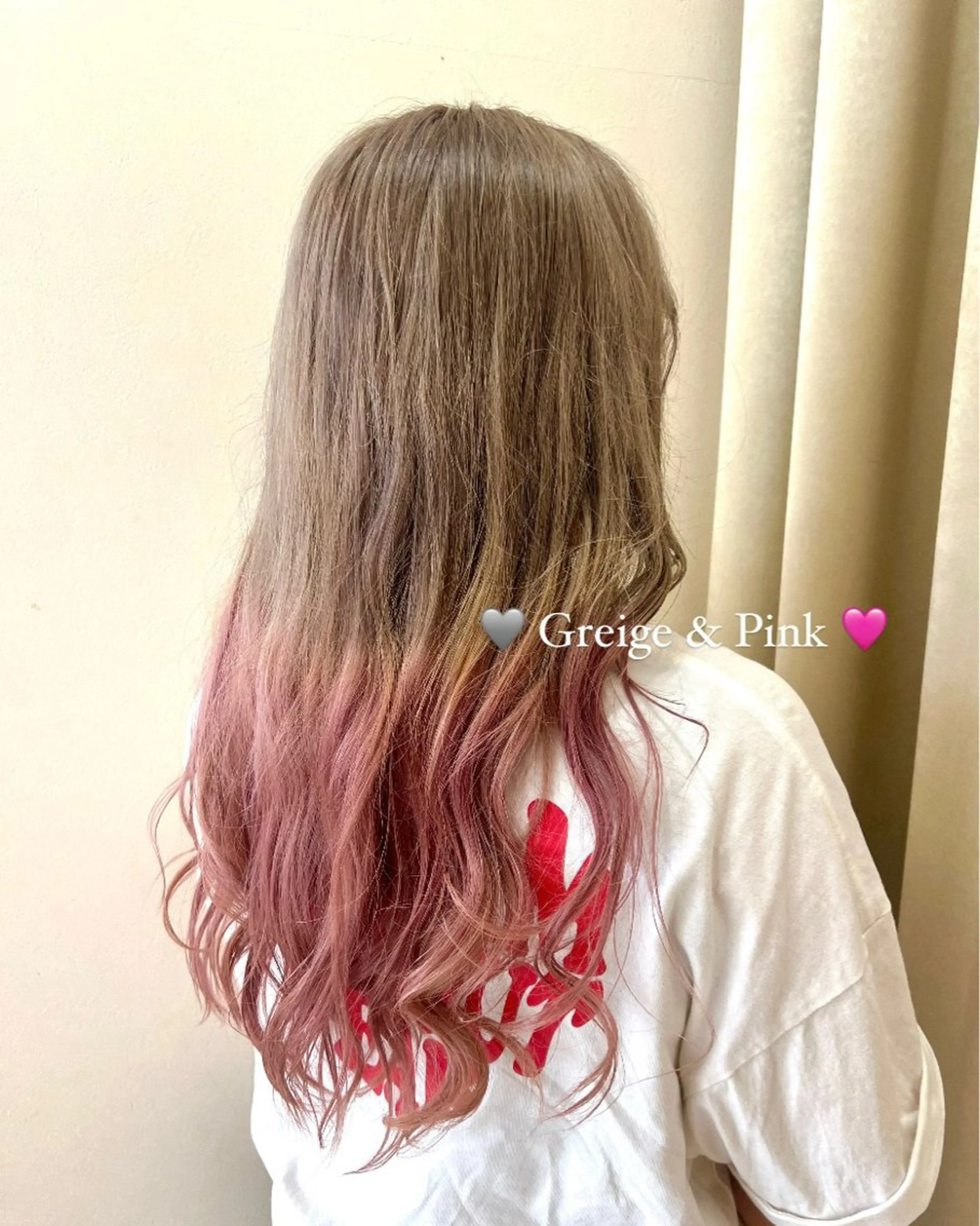 セミロング カラー ブリーチ ヘアカラー LiTA 友田未来のヘアスタイル