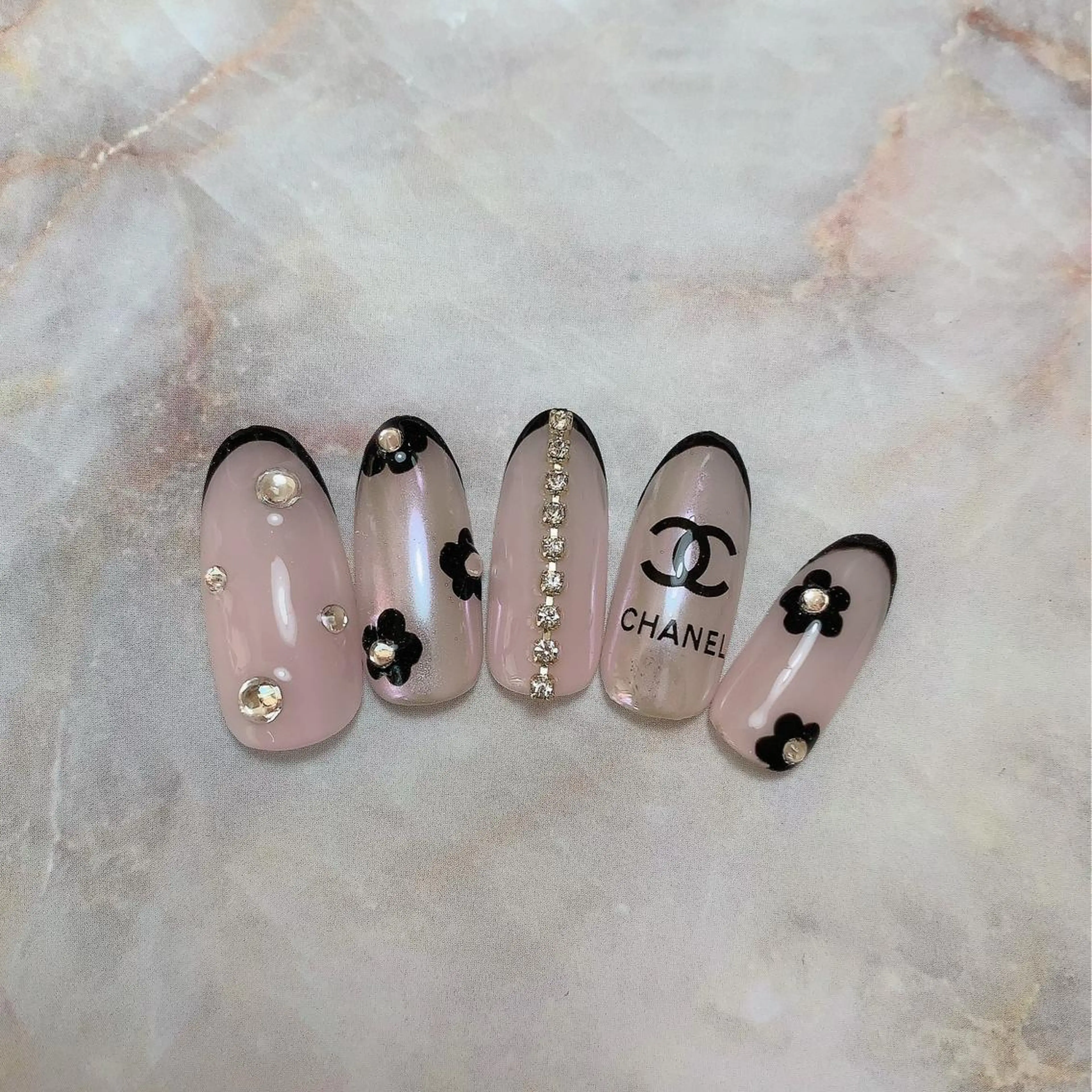 ネイル Nail salon EM（エム）諸星のネイルデザイン