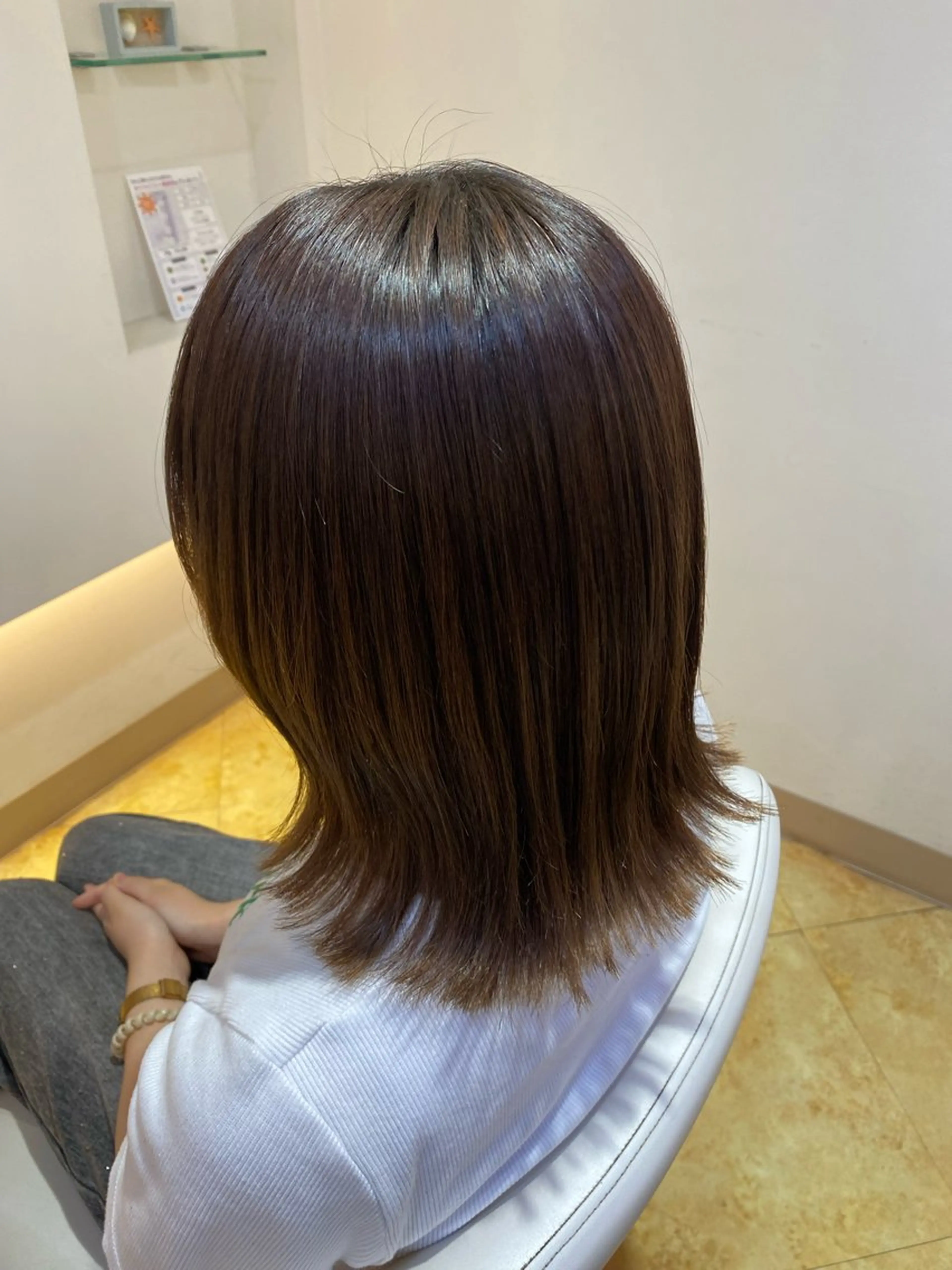 ミディアム 切りっぱなしボブ ボブ 縮毛矯正 韓国風ヘア🤍/頭皮 ケア🫧　Chikaのヘアスタイル