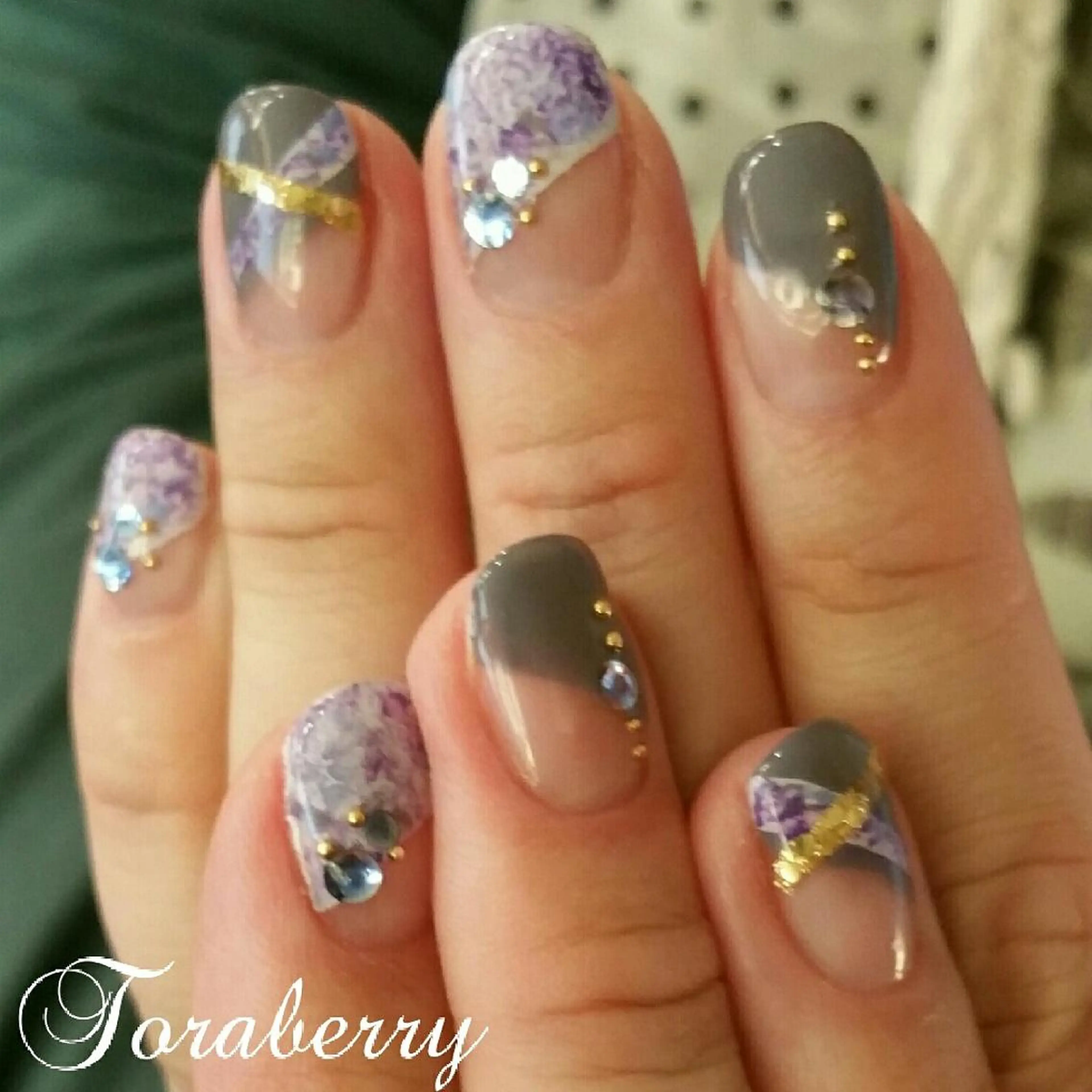 ネイル ネイリスト なつみのネイルデザイン