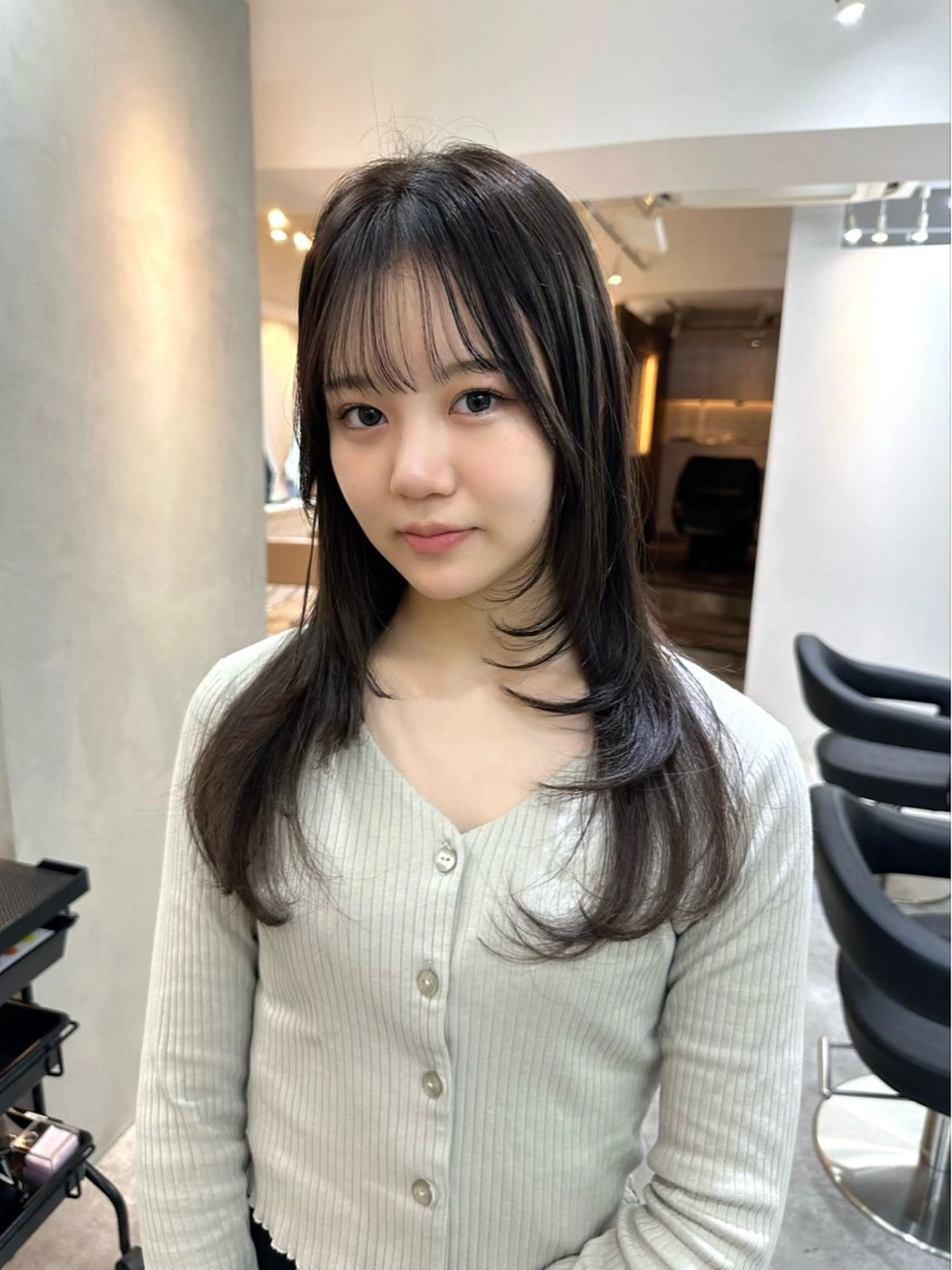 ロング カラー ミディアムレイヤー 添田晃基のヘアスタイル