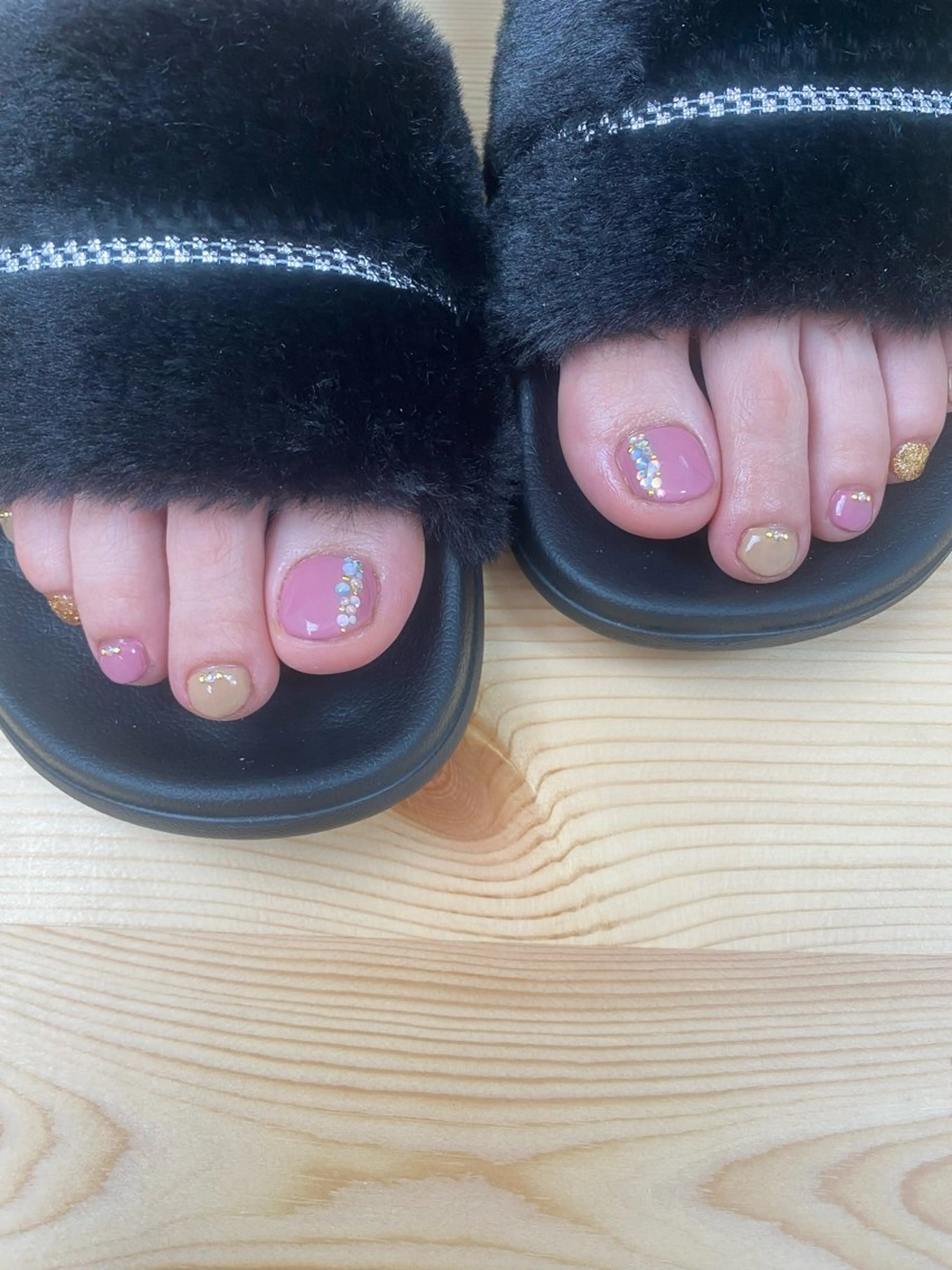 ネイル フットネイル 7e. Nailのネイルデザイン