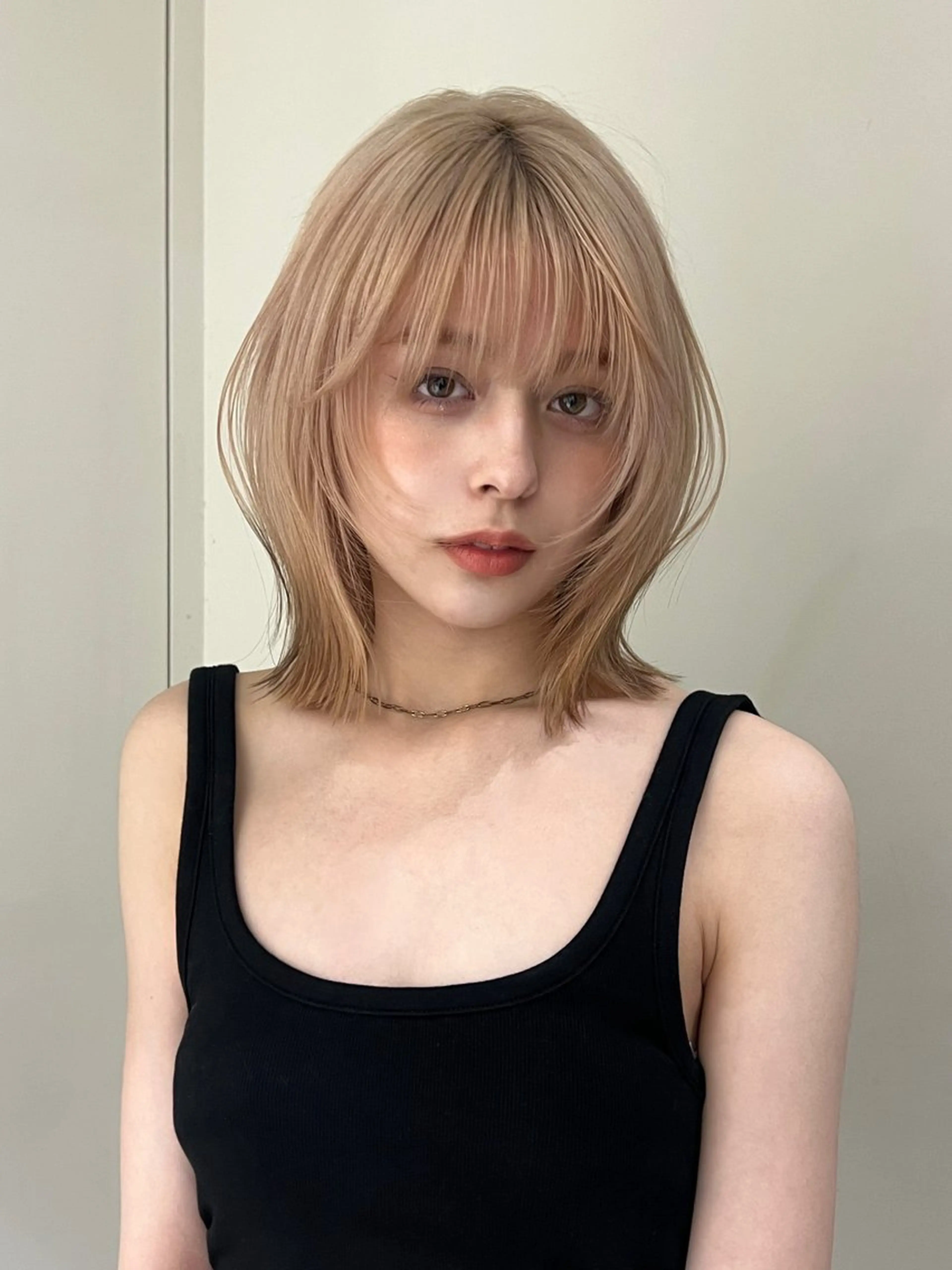 ショート カラー ブリーチ 似合わせカット ヘアカラー 小顔ボブ jilblanカホのヘアスタイル