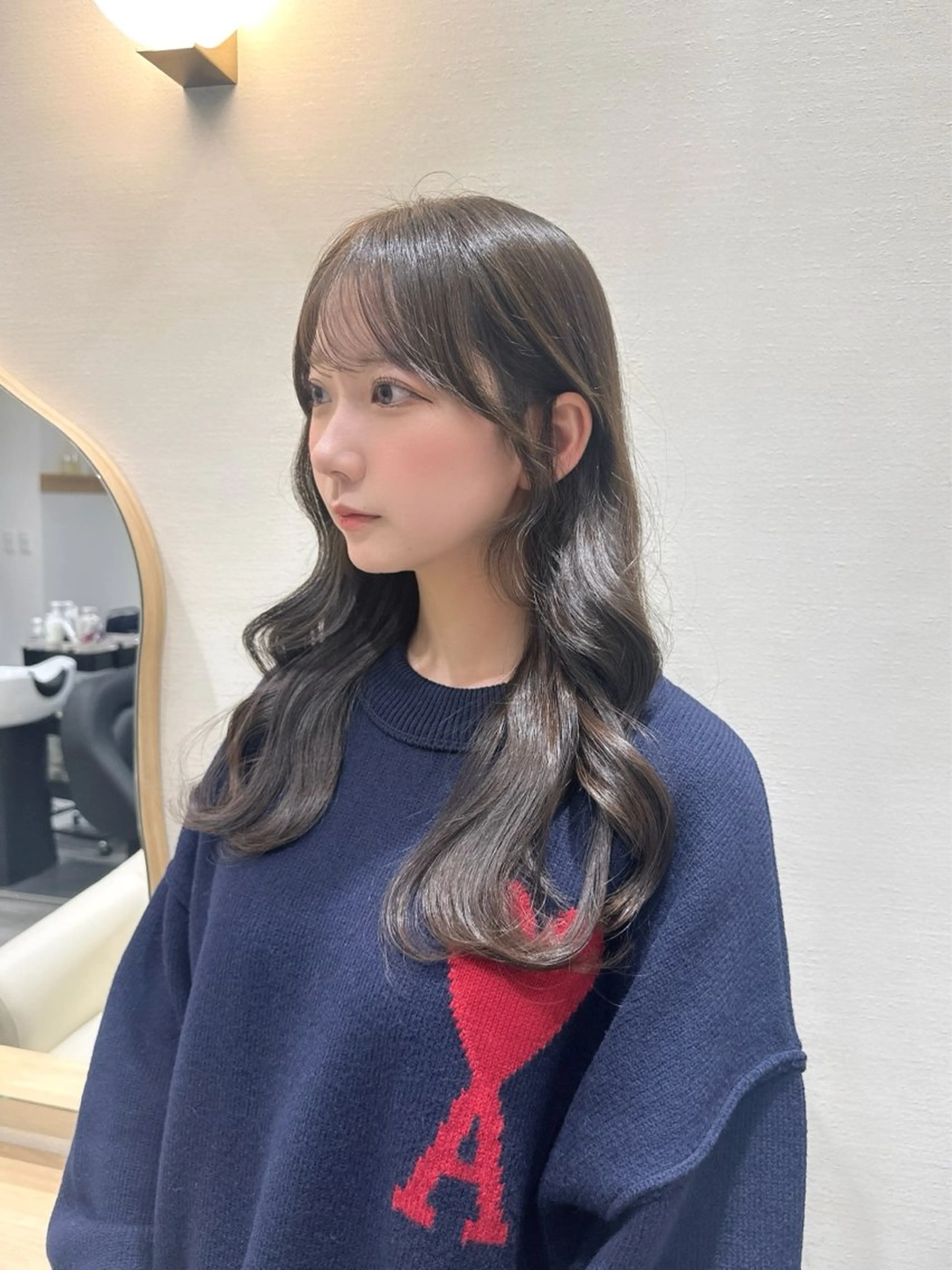 ロング カラー ベージュカラー ブリーチ ブリーチなしカラー 顔周りカット カット ヘアカラー トリートメント 矢野 晃平のヘアスタイル