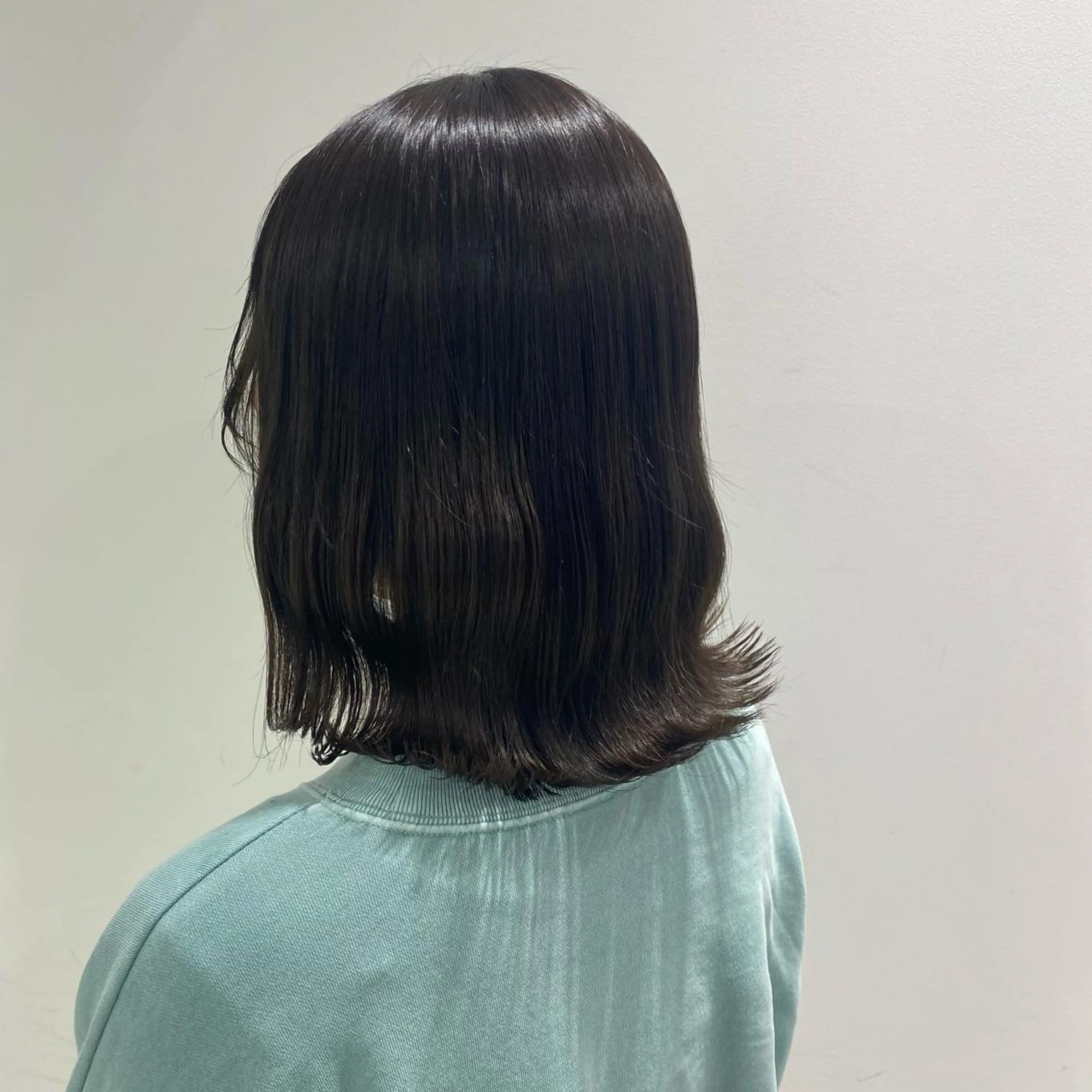 セミロング カラー パーマ ヘアアレンジ メンズ キッズ ネイル マツエク・マツパ ベージュカラー オリーブベージュ 💖横浜ブリーチなし 💖MIHOのヘアスタイル