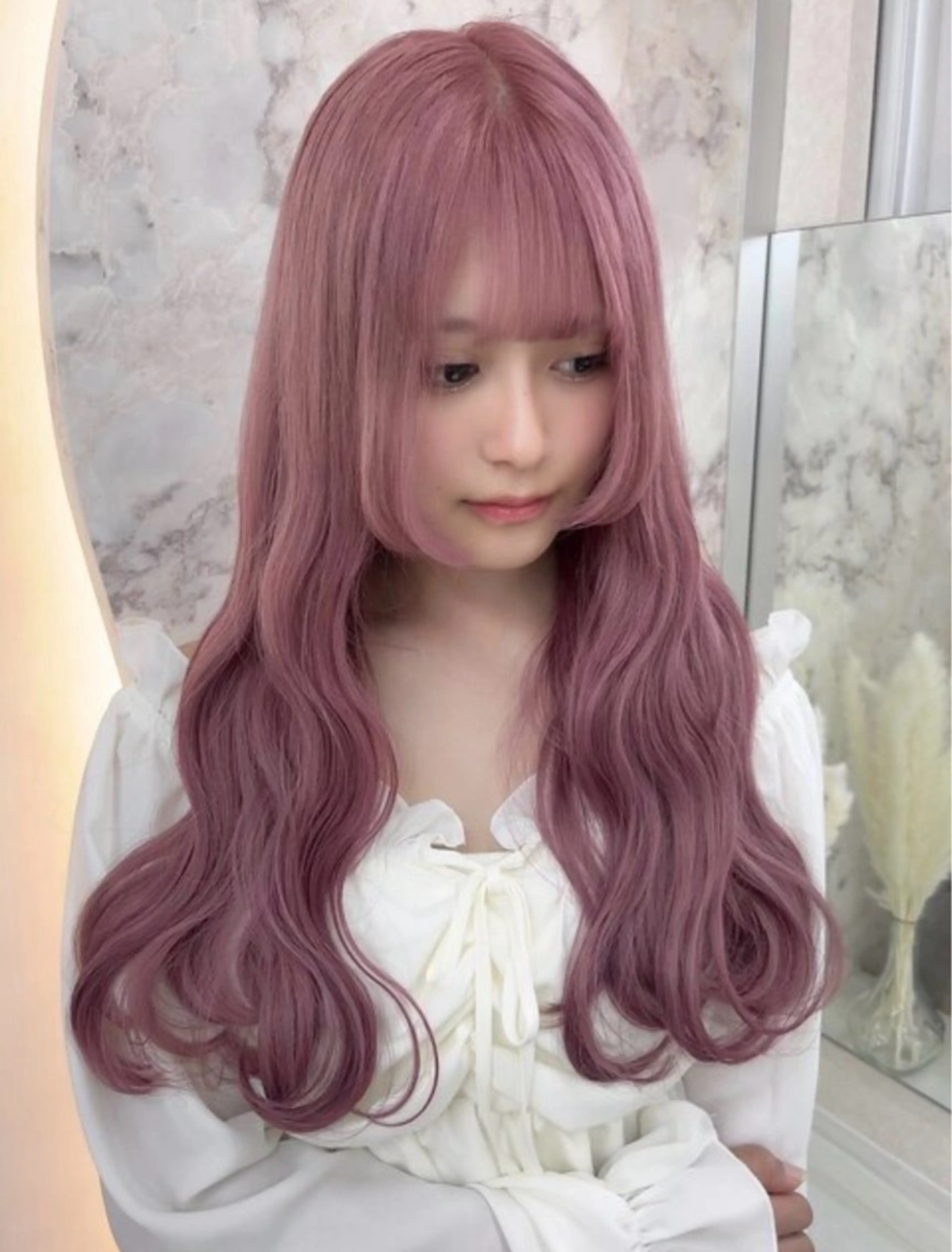 ロング ヘアカラー 🤍るい🤍ブリーチ モデル募集中🪽🫧のヘアスタイル