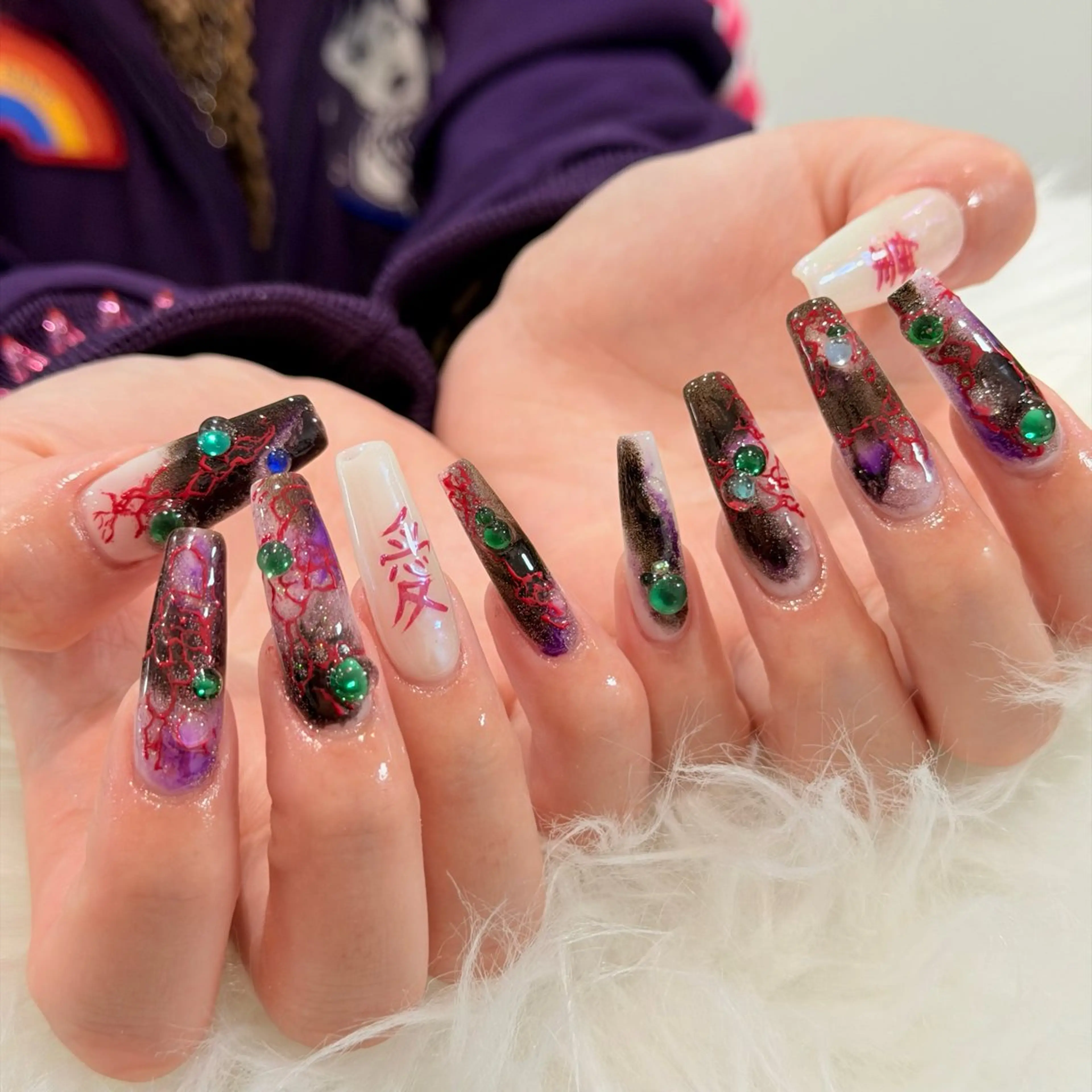 ネイル オーロラネイル 長さ出し フラッシュネイル フットネイル フレンチネイル ハンドネイル Luci Nailのネイルデザイン