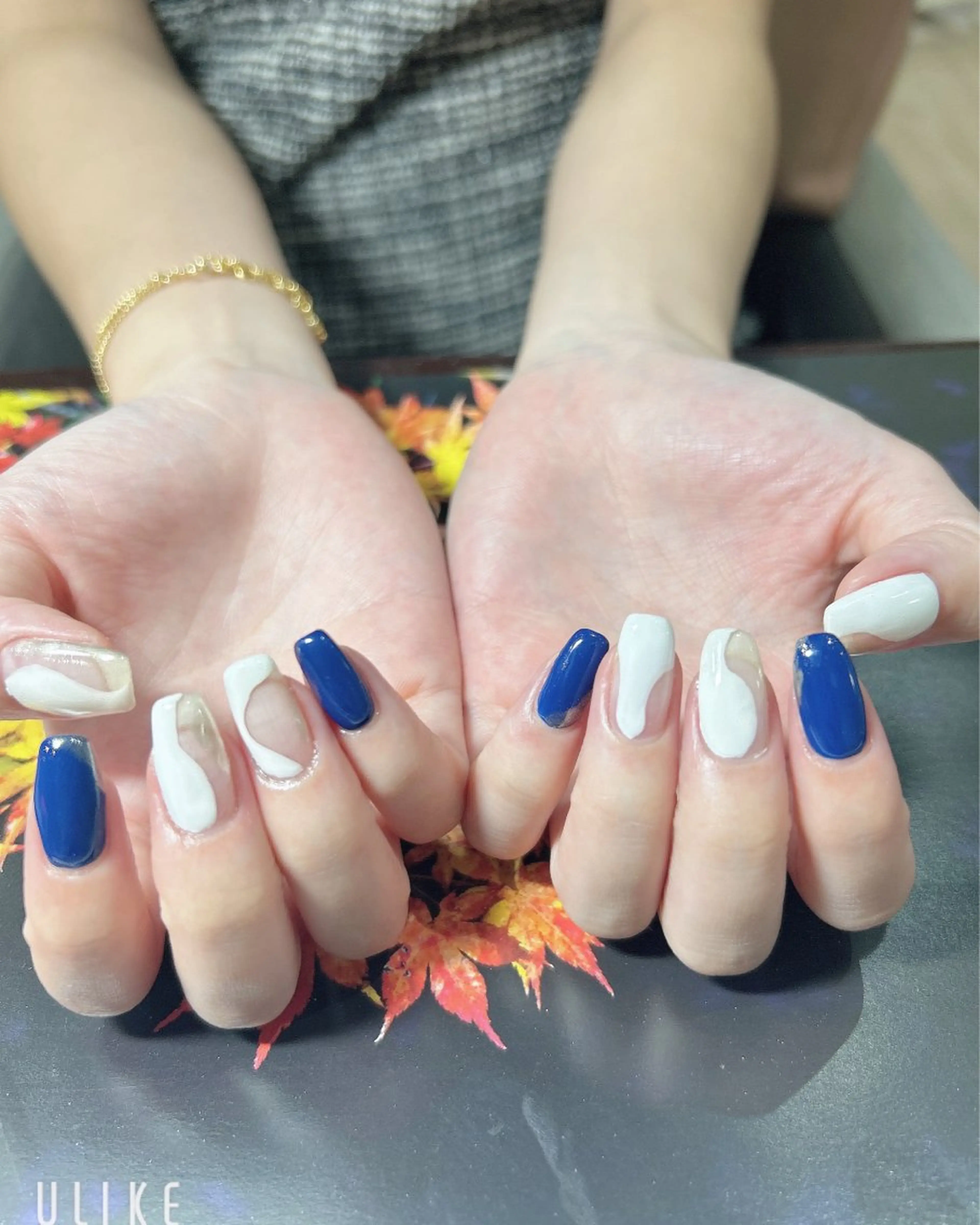 ネイル ニュアンスネイル ハンドネイル 吉野✨ ネイルデザイナー✨のネイルデザイン