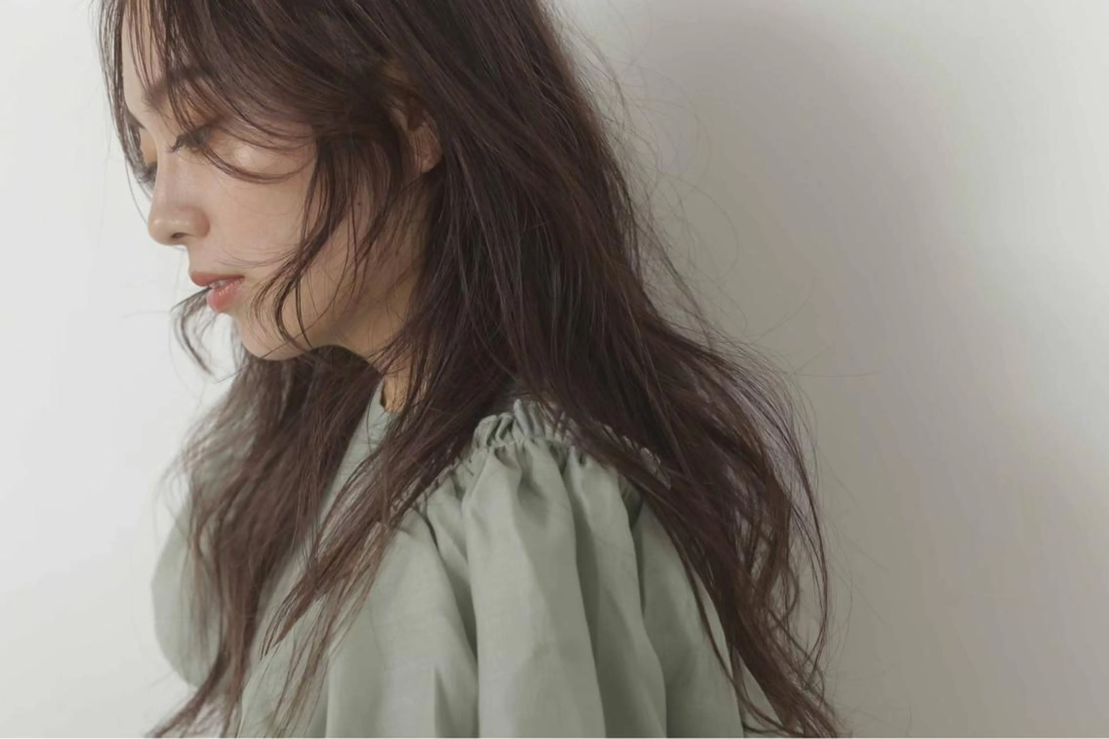 セミロング ヨシンモリ 韓国風ヘア レイヤーカット 髪質改善 髪質改善カラーゆうひのヘアスタイル