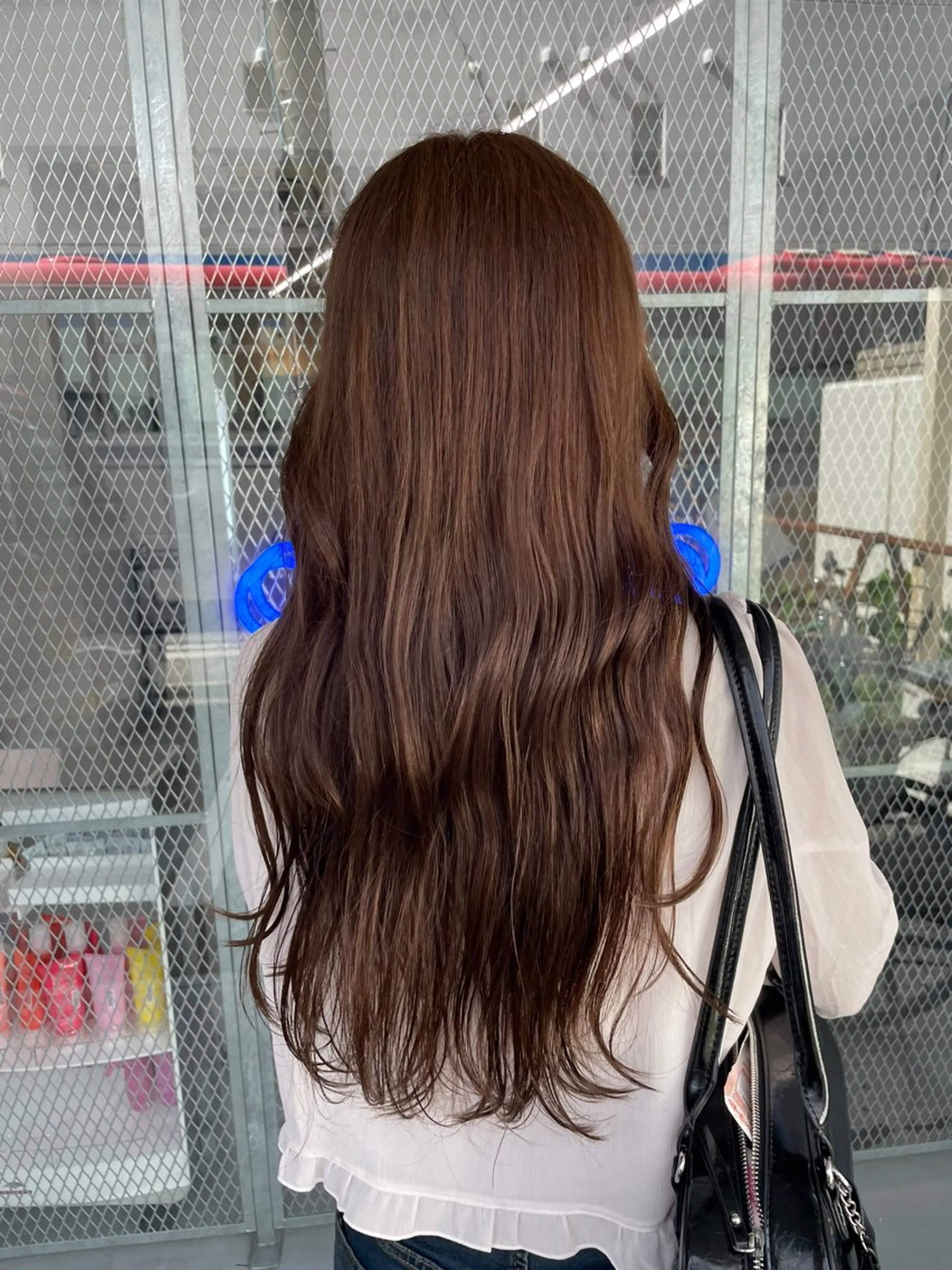 ロング カラー ベージュカラー オリーブベージュ カネコ ノノカのヘアスタイル