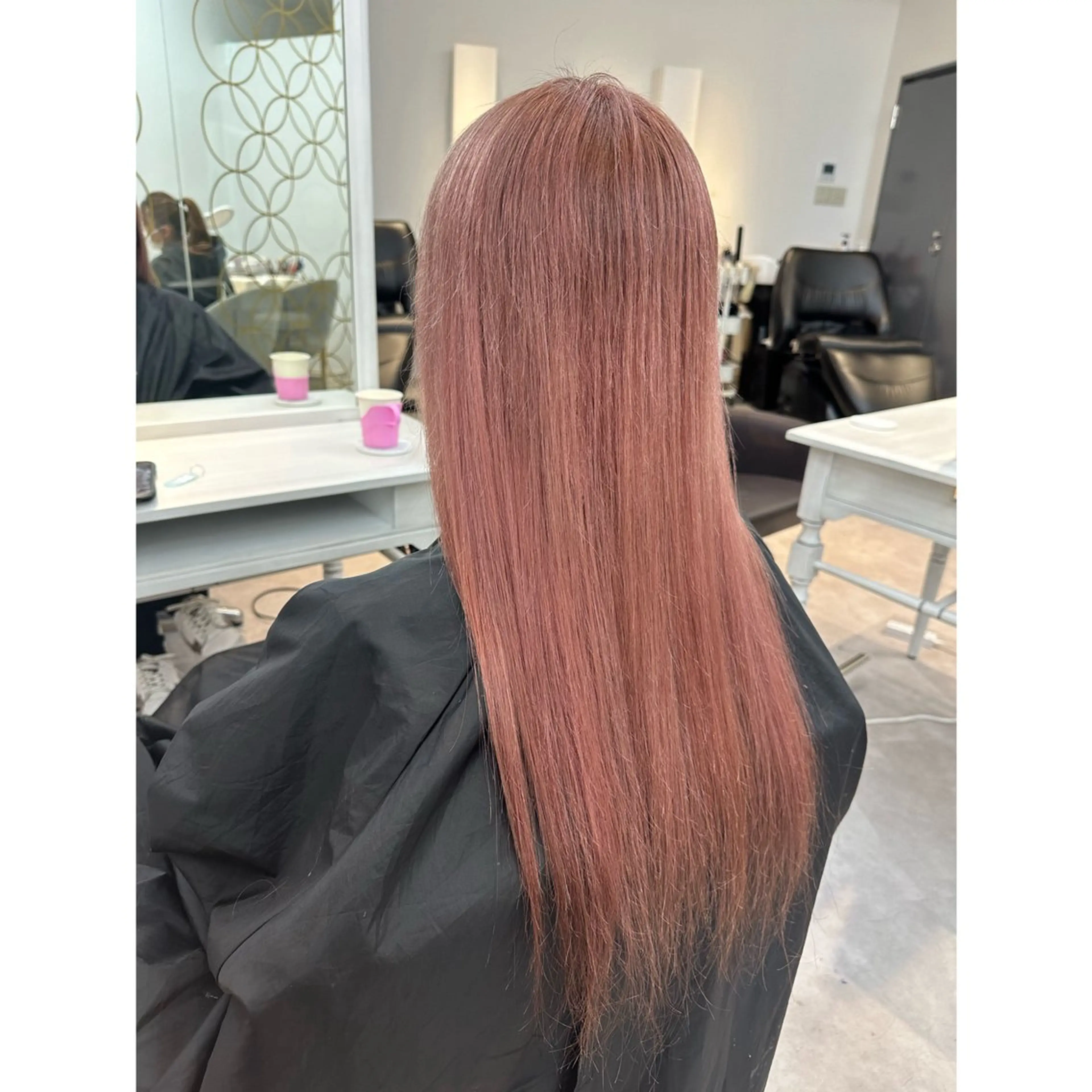 ロング ヘアカラー 韓国ヘア×ハイトーン AYA💫のヘアスタイル