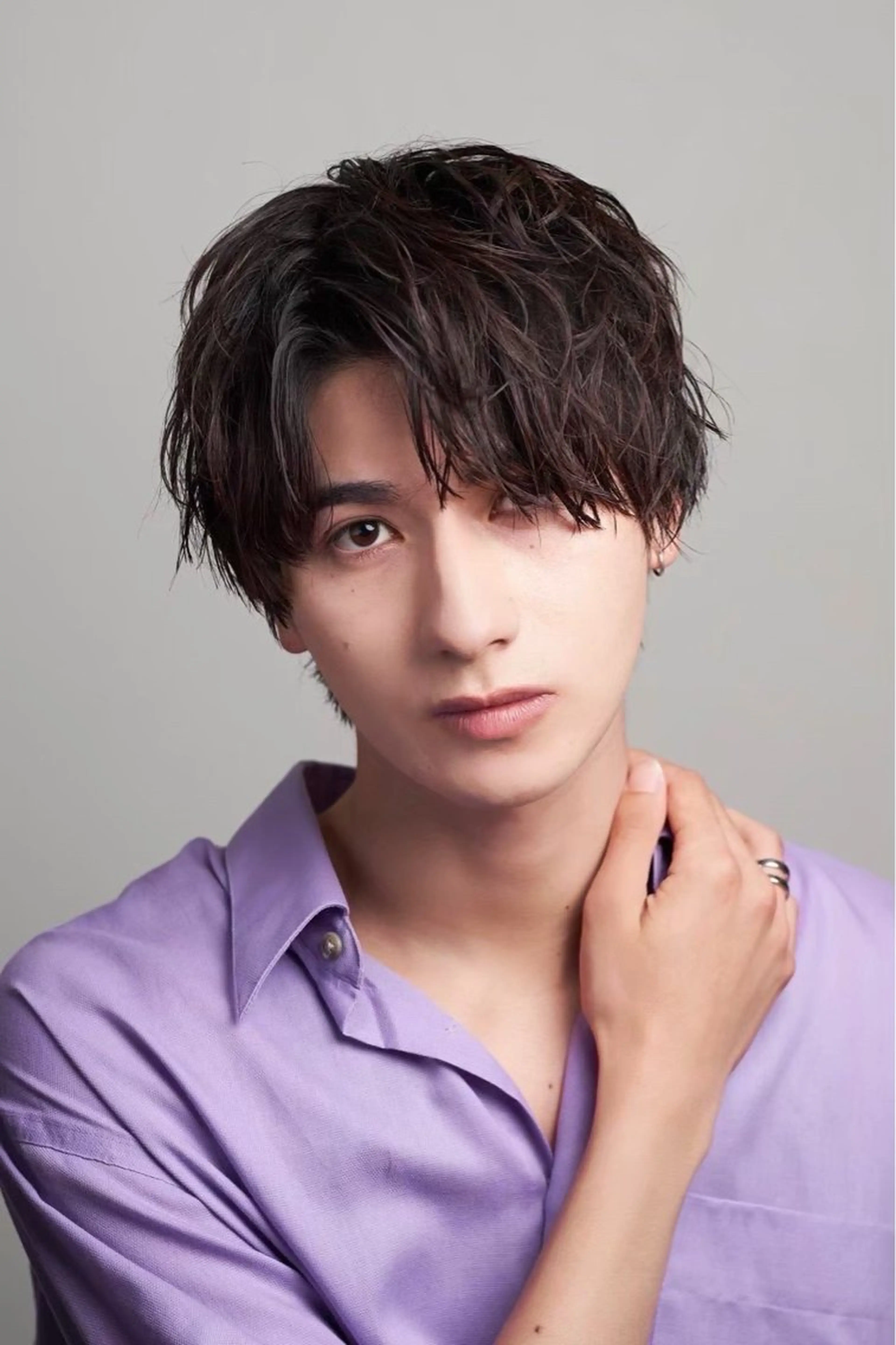 ミディアム メンズ カット ヘアセット メンズパーマ特化 🔥韓国ヘア職人🔥のヘアスタイル