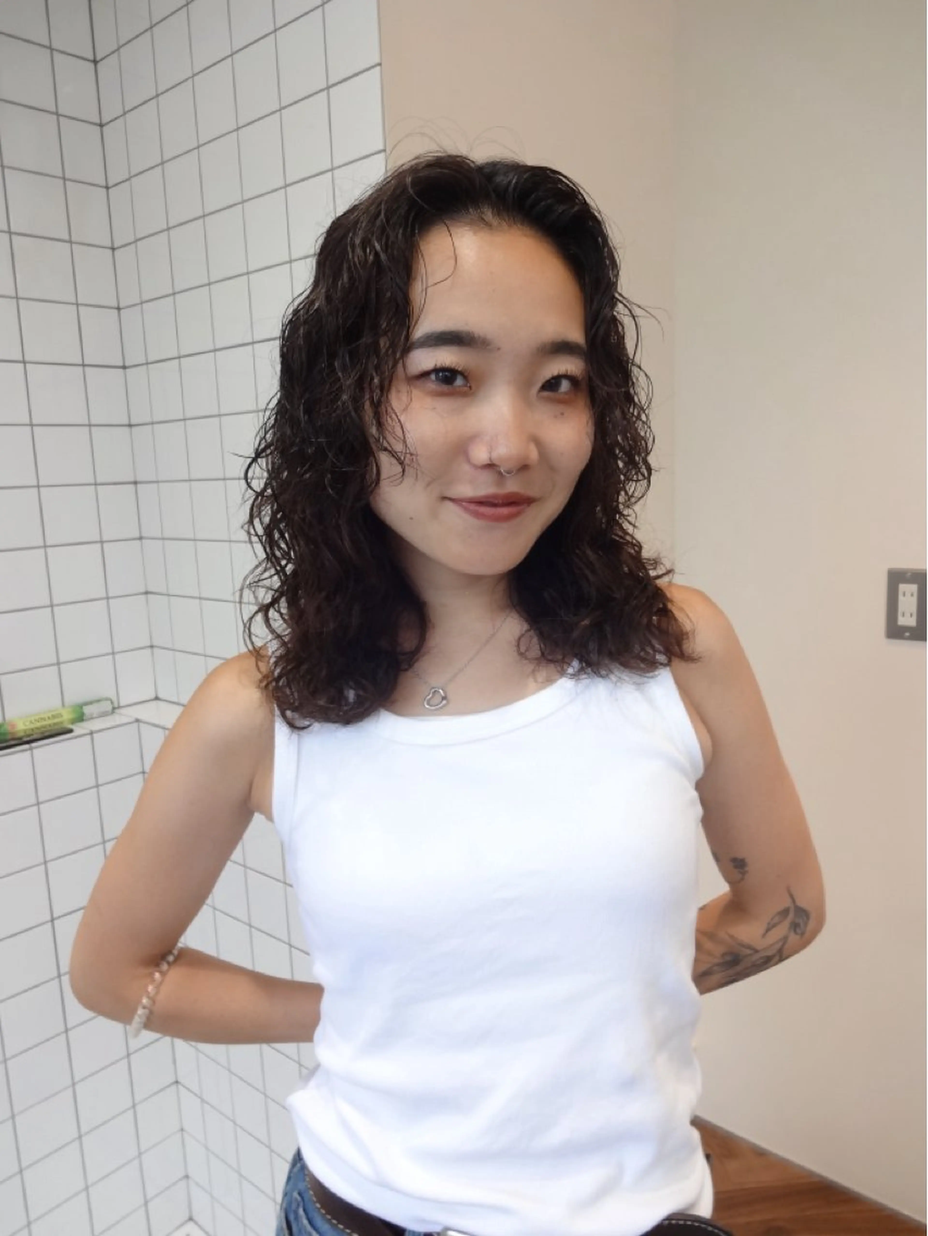 セミロング パーマ セミロングパーマ 顔周りカット レイヤーカット ボブパーマ/パーマ ウルフパーマのヘアスタイル
