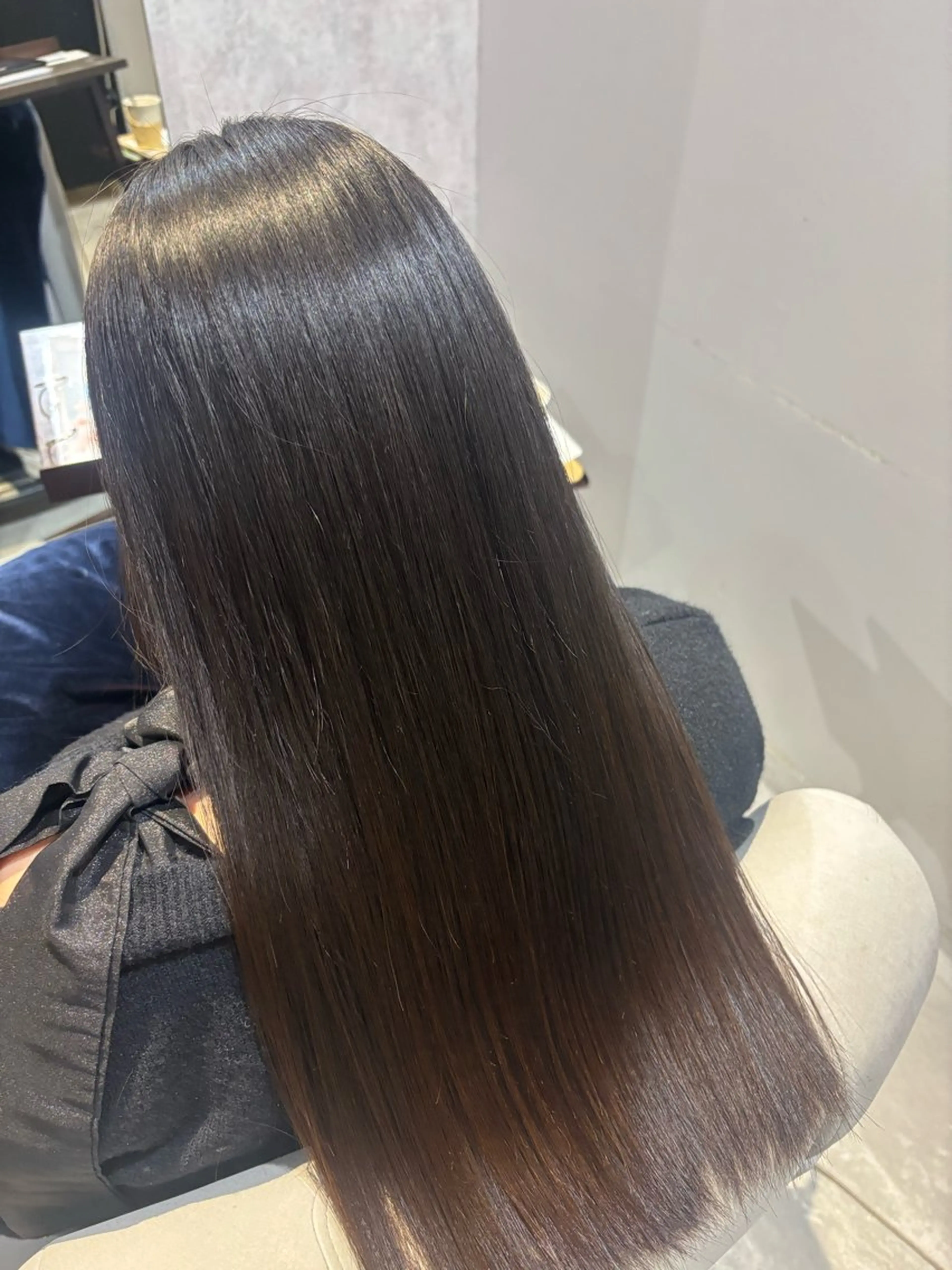 ロング 西村 春菜のヘアスタイル