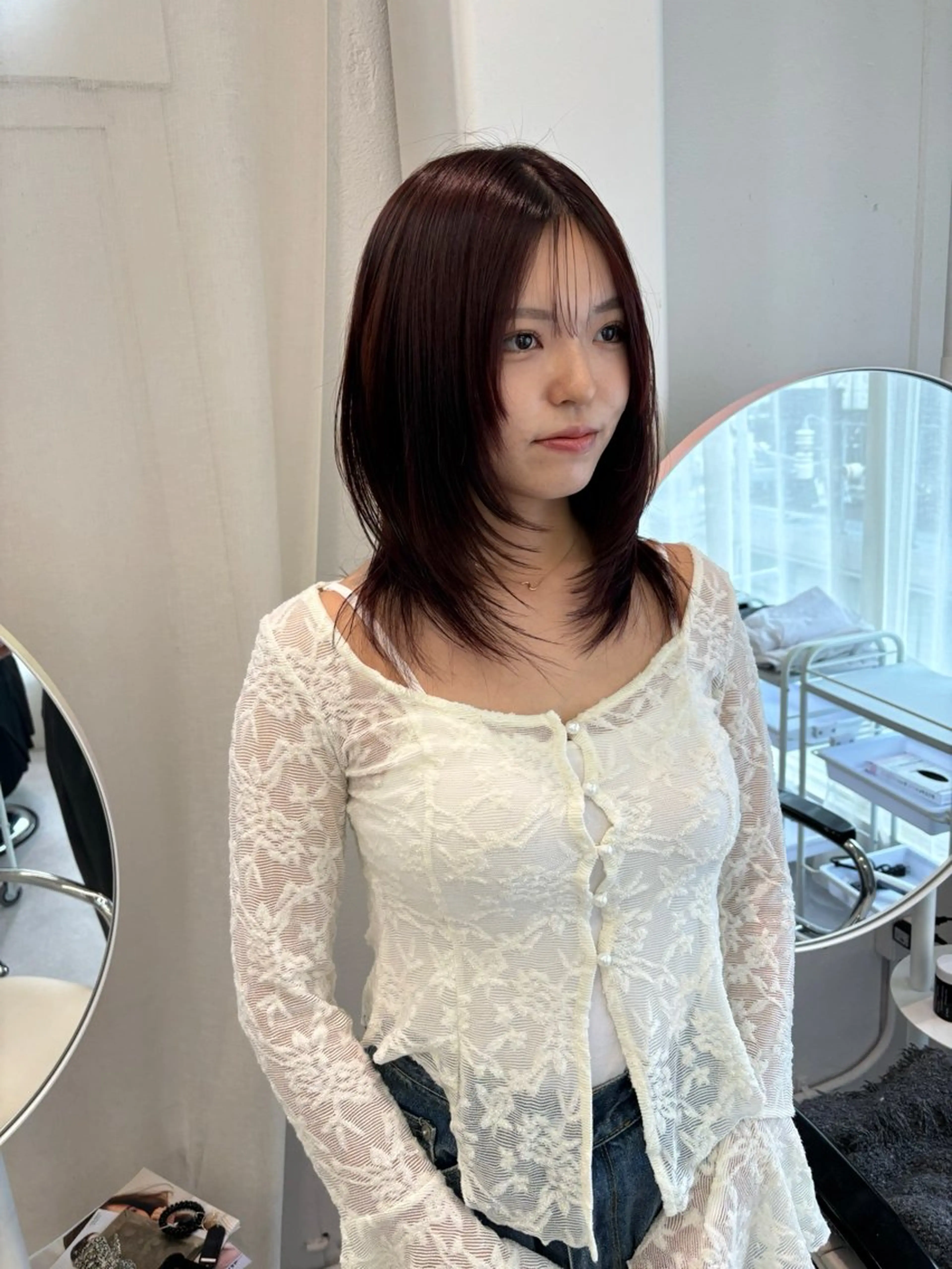 ミディアム カラー ブリーチ ダブルカラー ブリーチなしカラー 韓国風ヘア カット ヘアカラー トリートメント レイヤーカット🎀 kanaのヘアスタイル