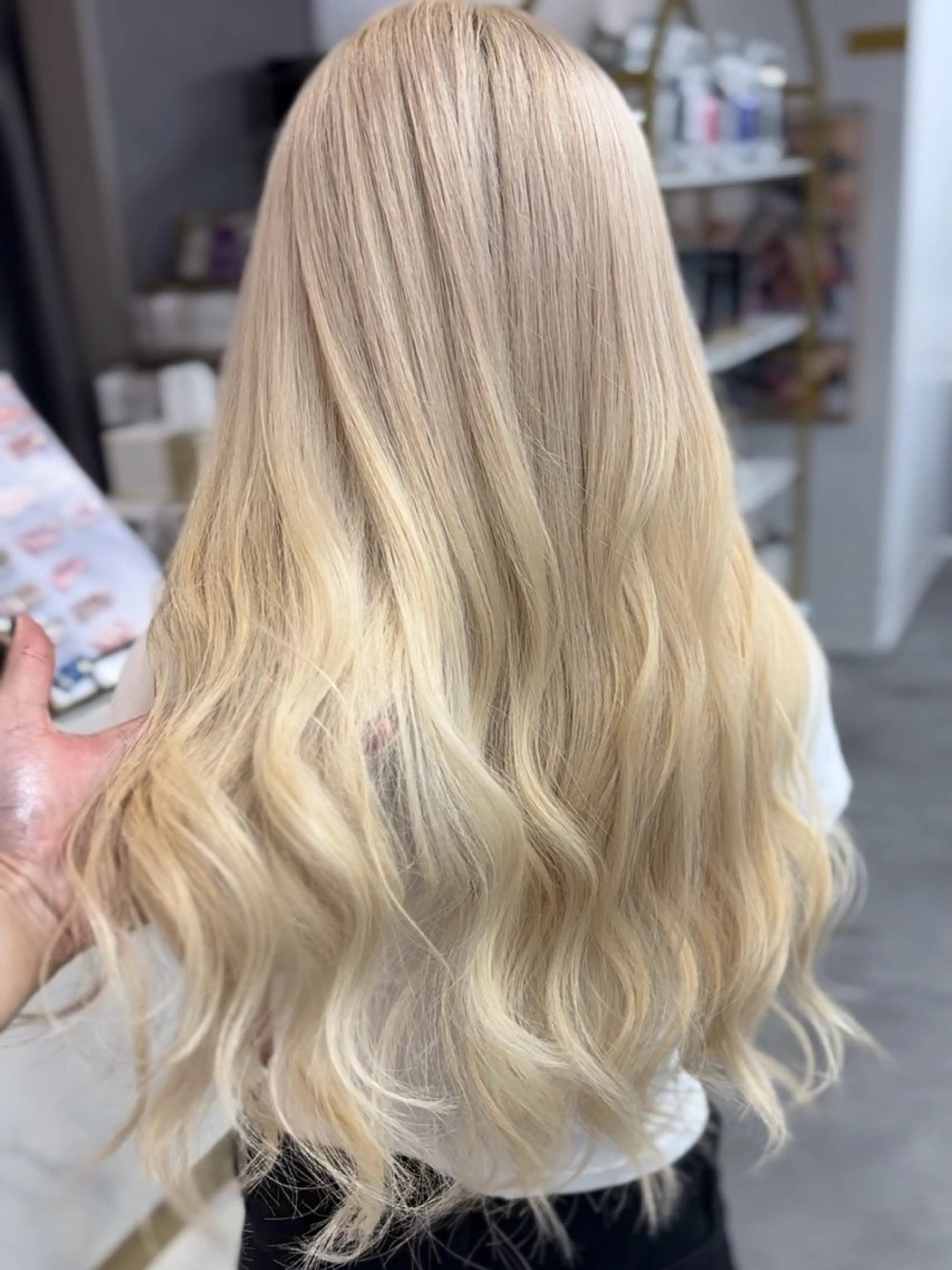 ロング ヘアカラー 韓国風　🌈 NAOTOのヘアスタイル