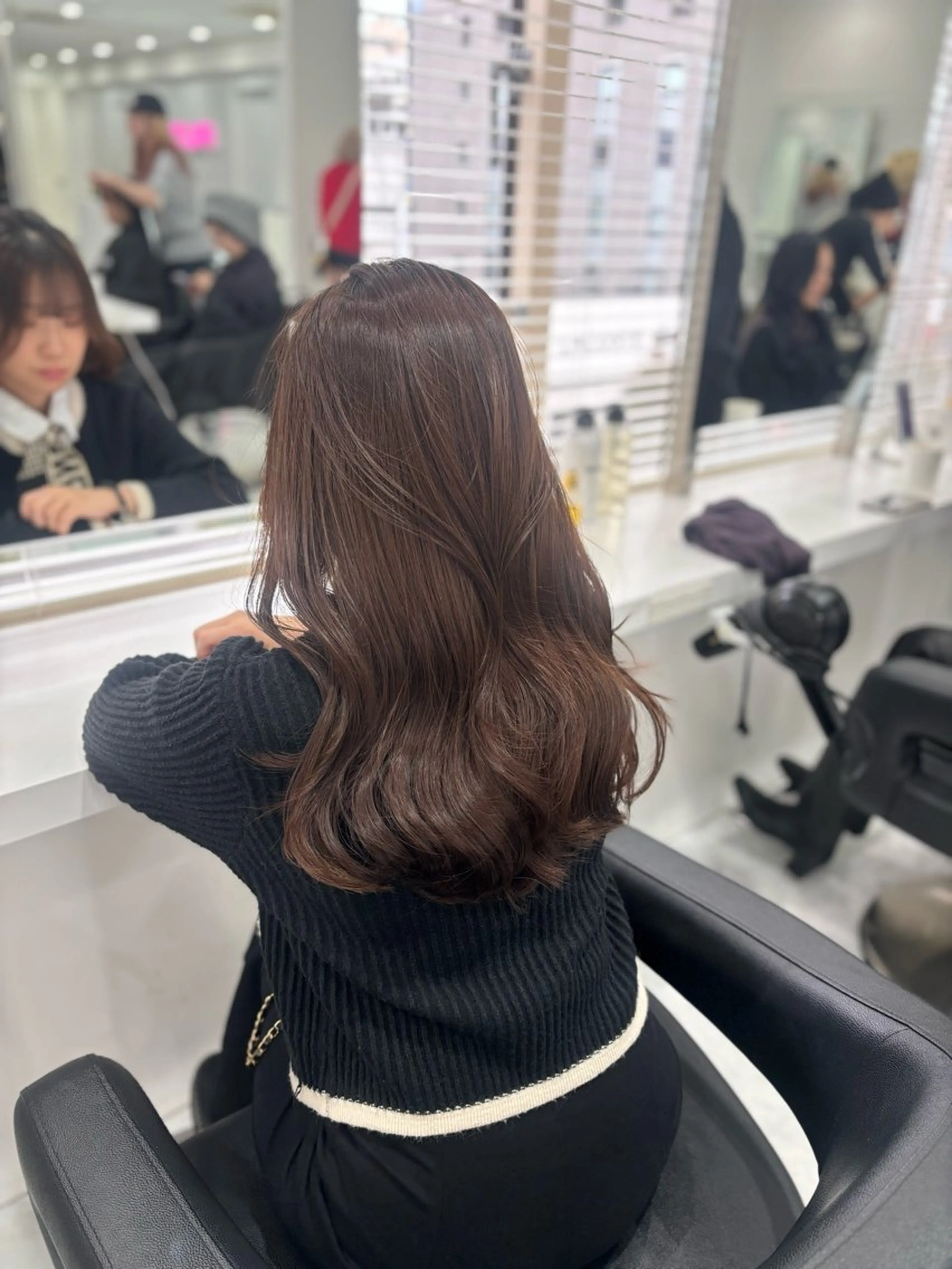 ロング まろっと艶感ブラウン ベージュ🤍まなかのヘアスタイル