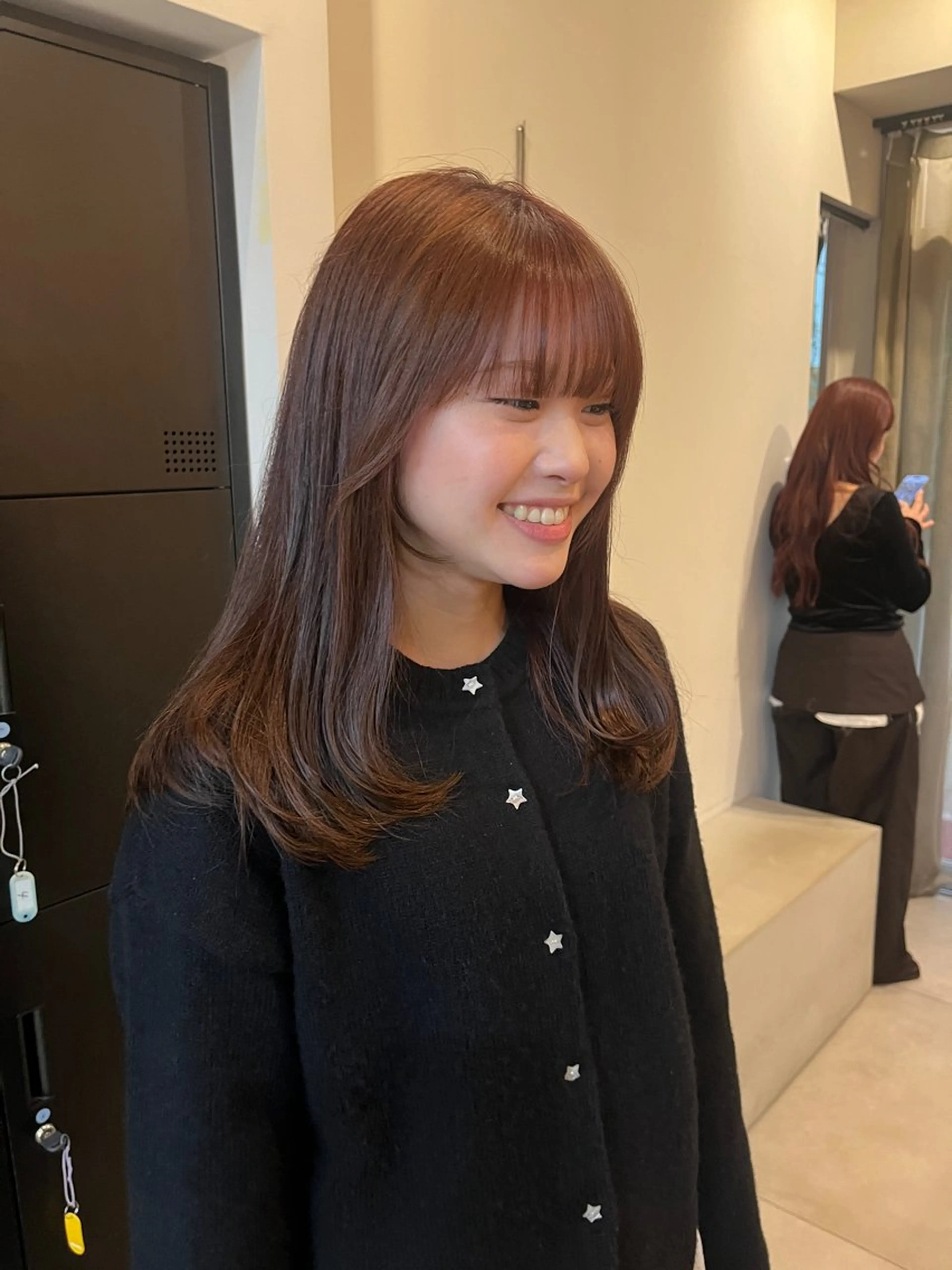 セミロング カラー ピンクカラー カット ヘアカラー 竹内 穂乃佳のヘアスタイル