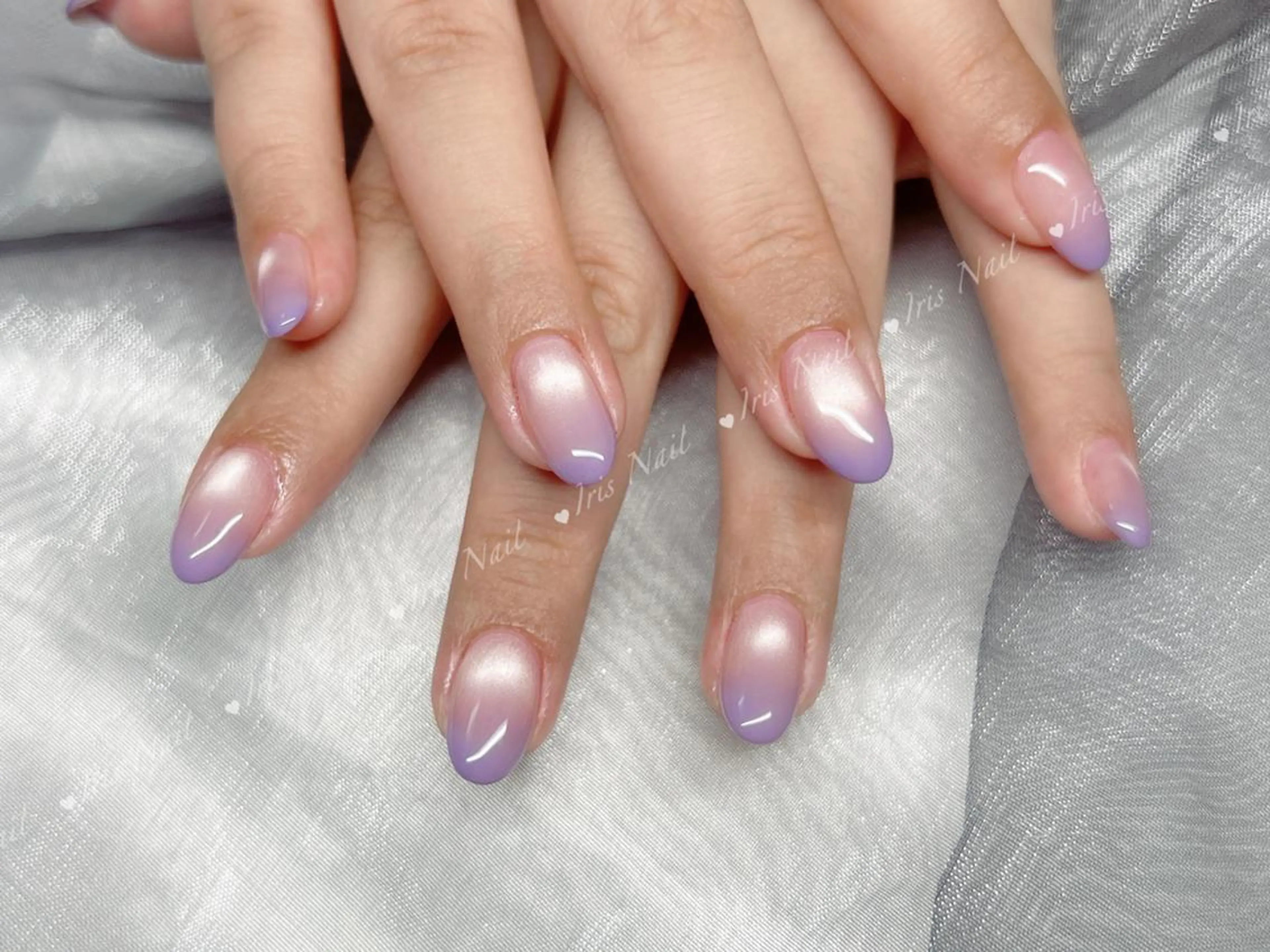 ネイル グラデーション マグネットネイル ハンドネイル ハンドケア 🍒IRIS Nail🌸のネイルデザイン