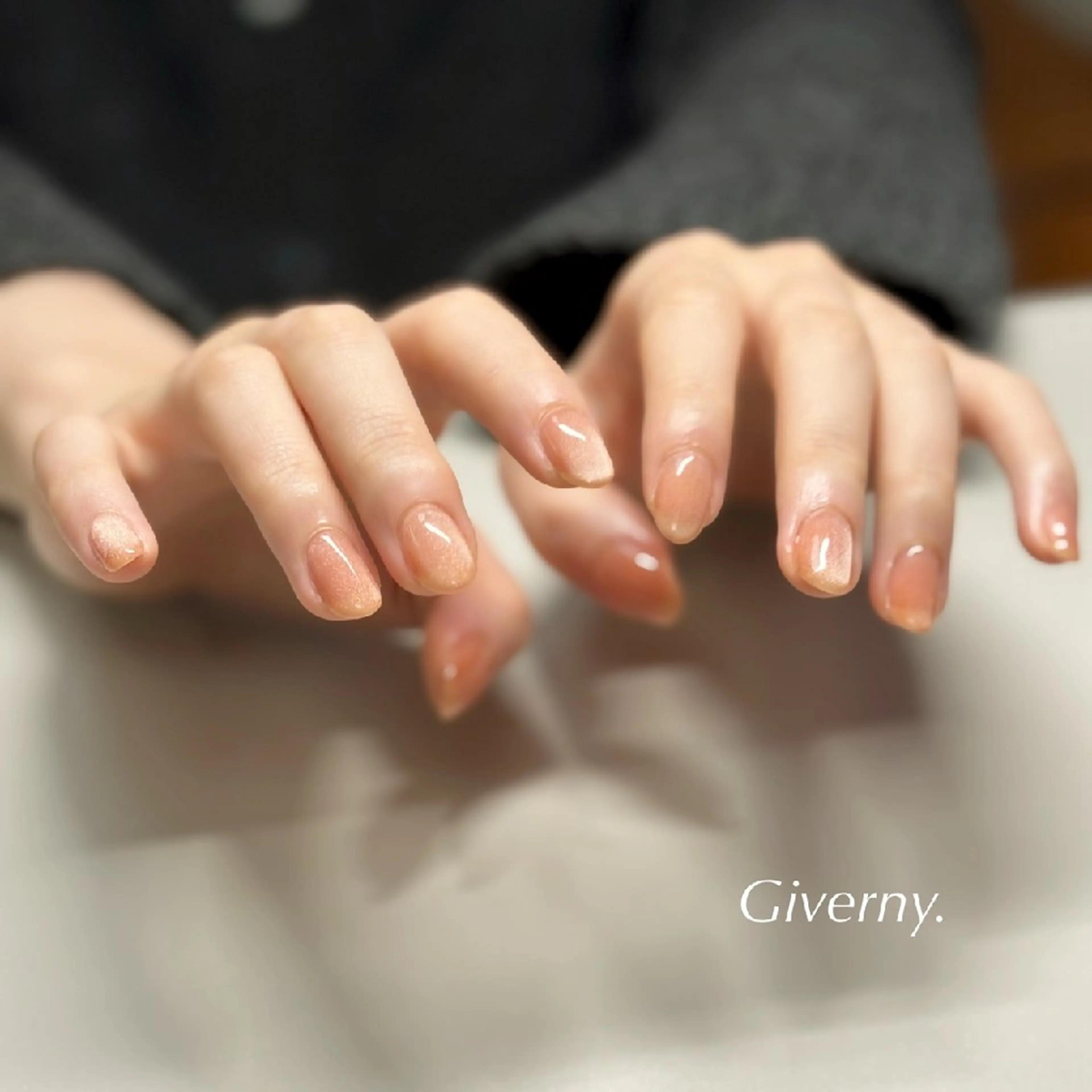 ネイル マグネットネイル 春ネイル ハンドネイル Giverny .のネイルデザイン