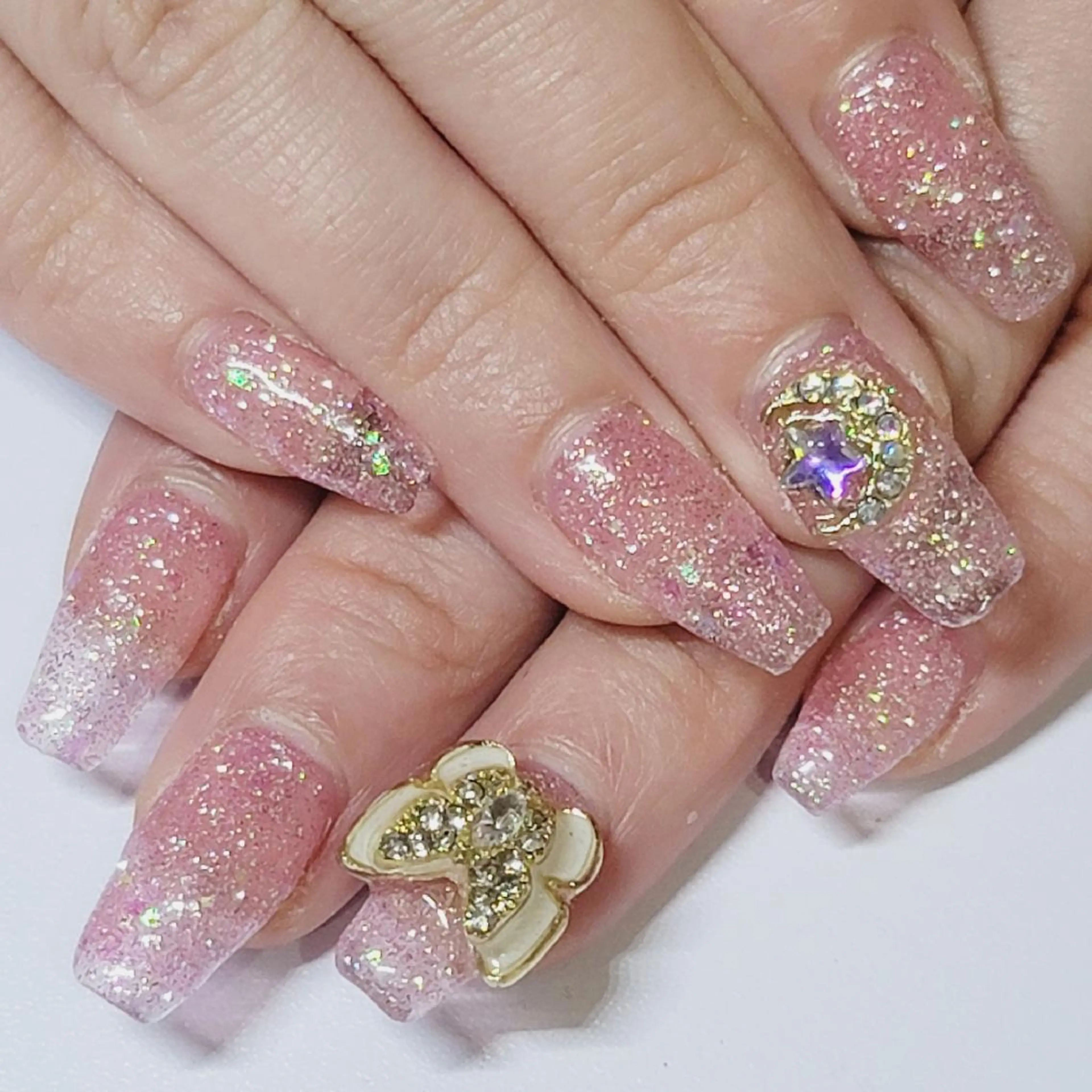 ネイル クリアネイル ラメ(グリッター) ワンカラーネイル ピンク ハンドネイル よしだ ひろきのネイルデザイン