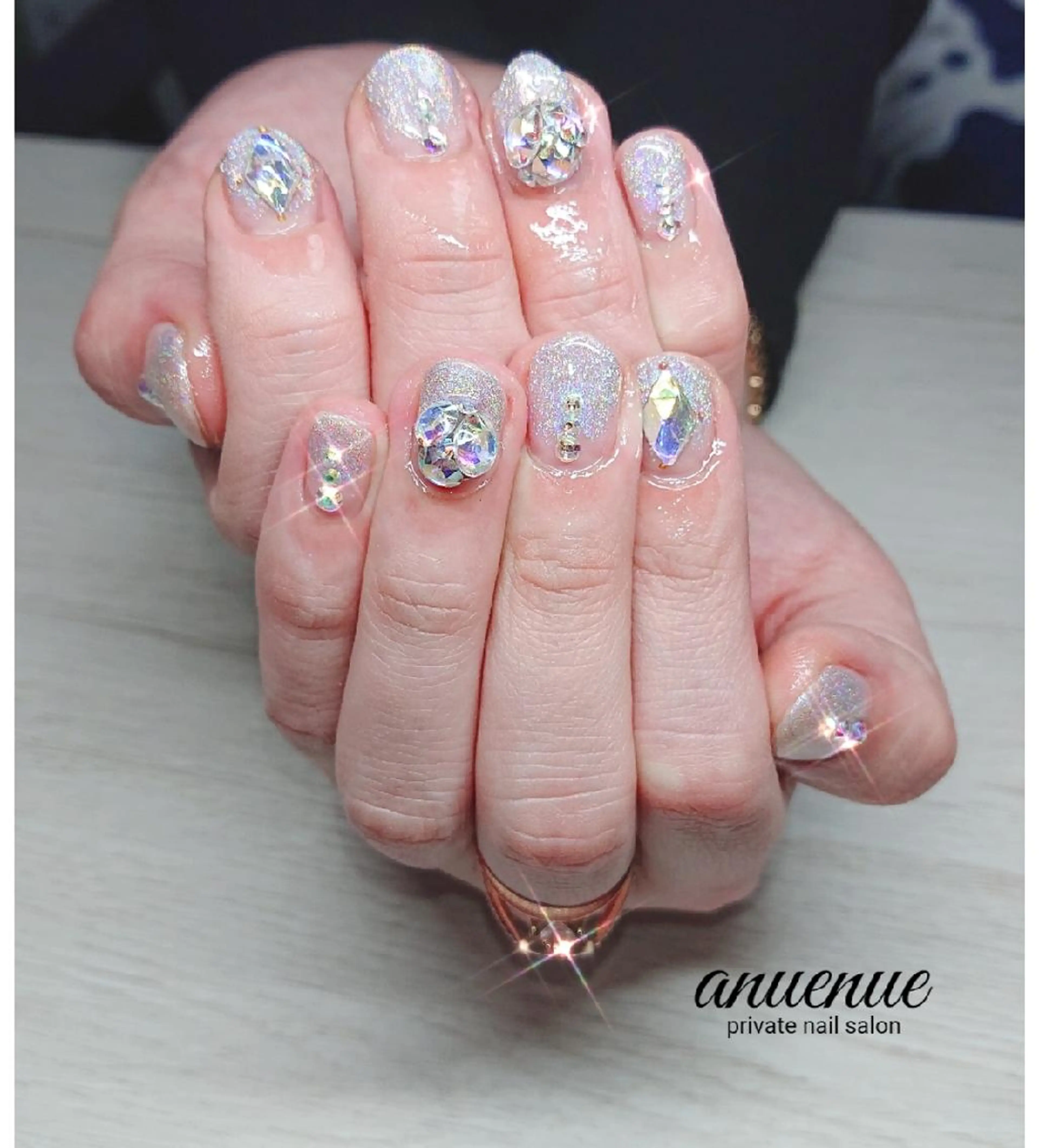 ネイル ハンドネイル ハンドケア anuenu eのネイルデザイン