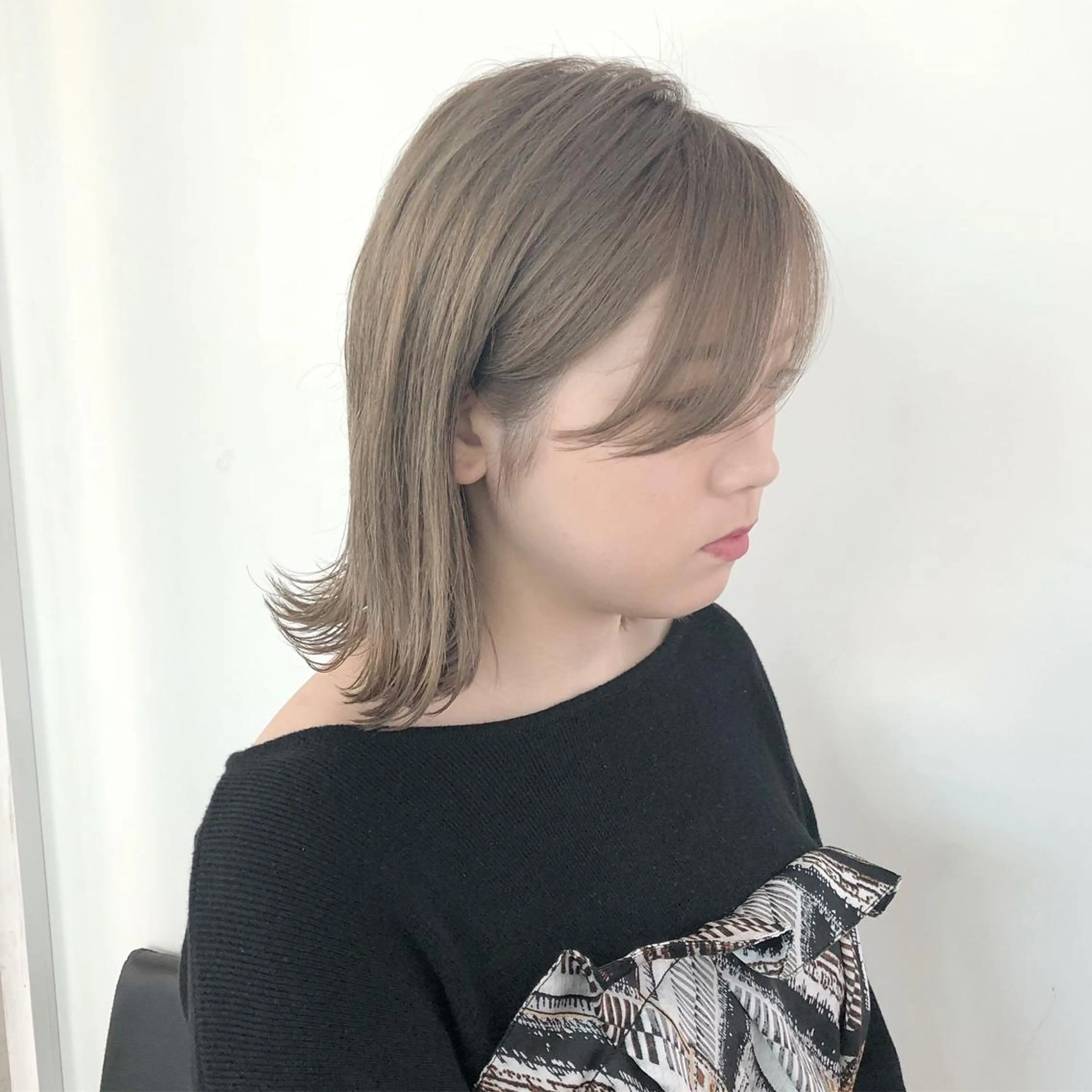 ミディアム カラー ブリーチ ケアブリーチ 榎園 由美のヘアスタイル