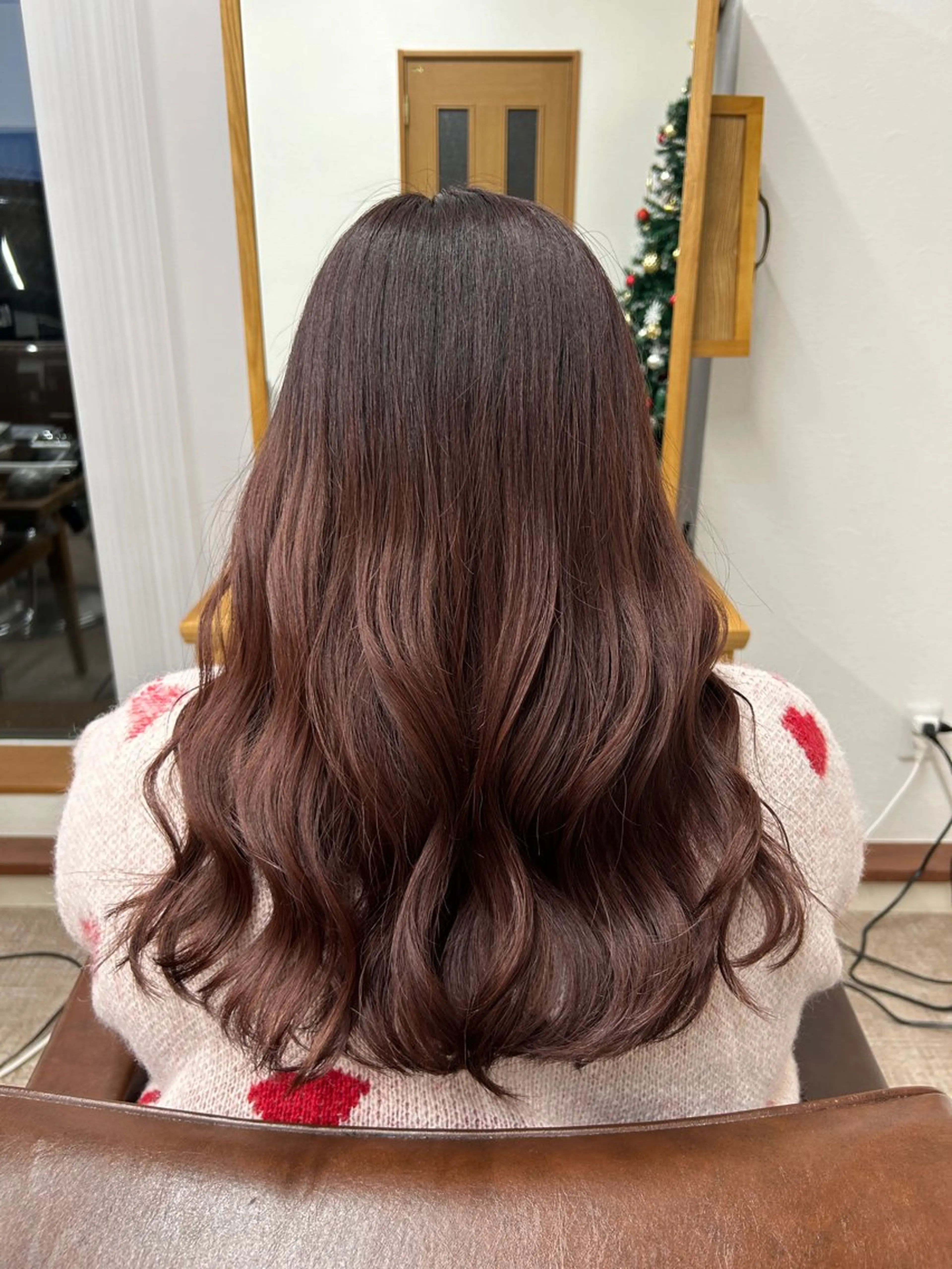 ロング カラー ブリーチ グラデーションカラー ピンクカラー 浅利 陽菜のヘアスタイル