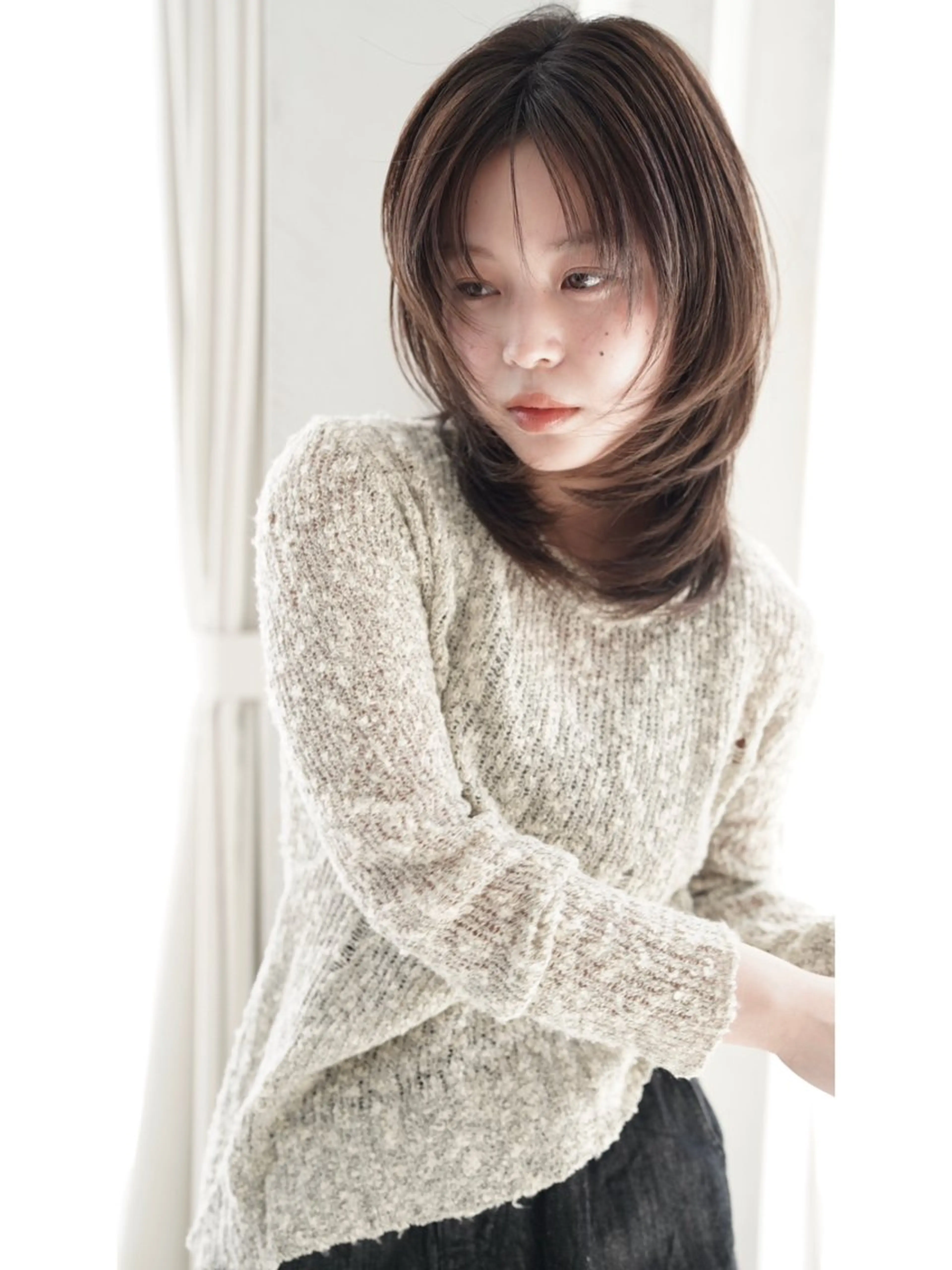 ミディアム カラー 透明感カラー レイヤーカット カット ヘアカラー トリートメント 透明感カラー/ レイヤーkotonoのヘアスタイル