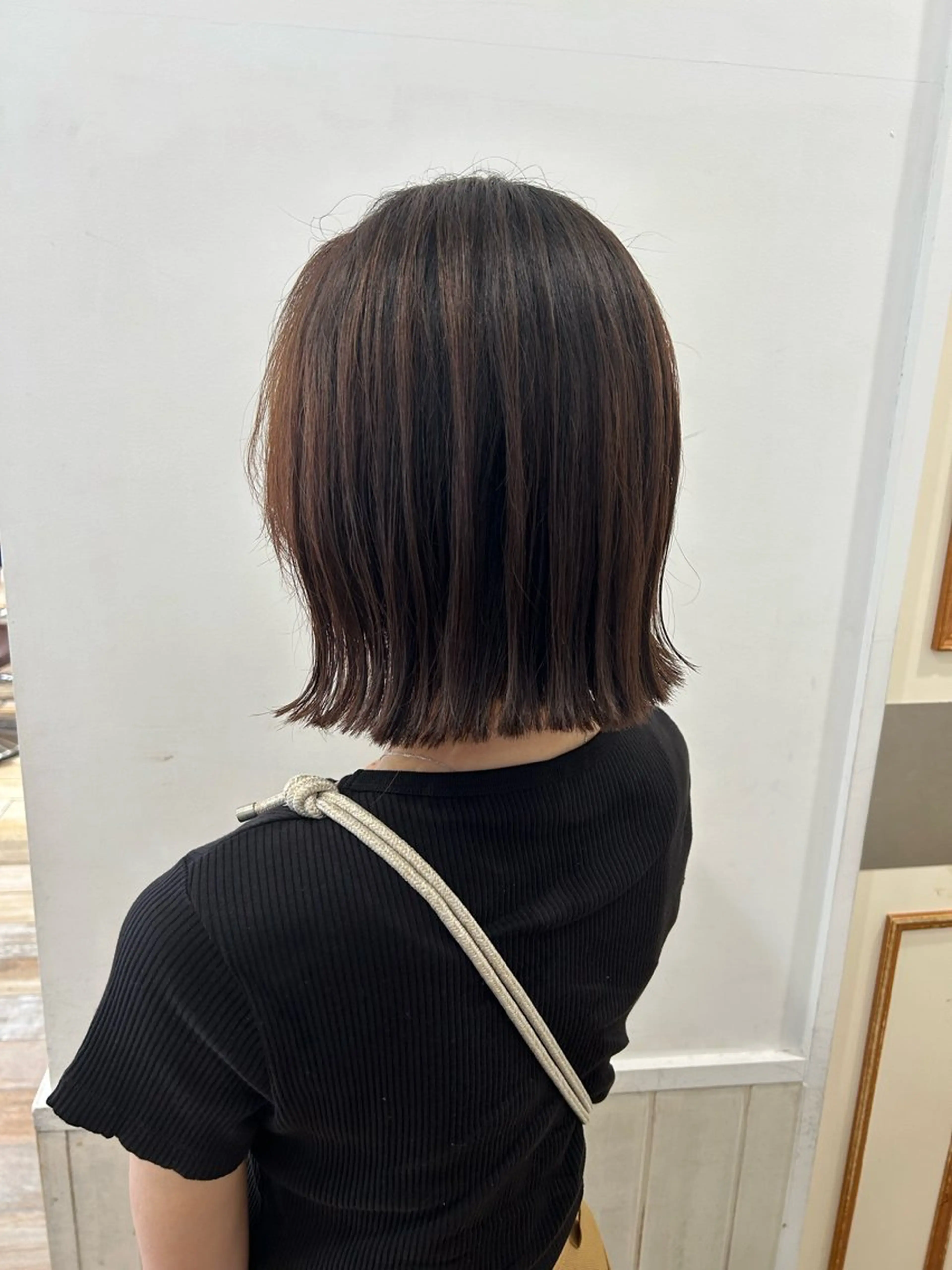 ショート カラー カット ヘアカラー トリートメント ぱつっとボブ/ 小野あかねのヘアスタイル