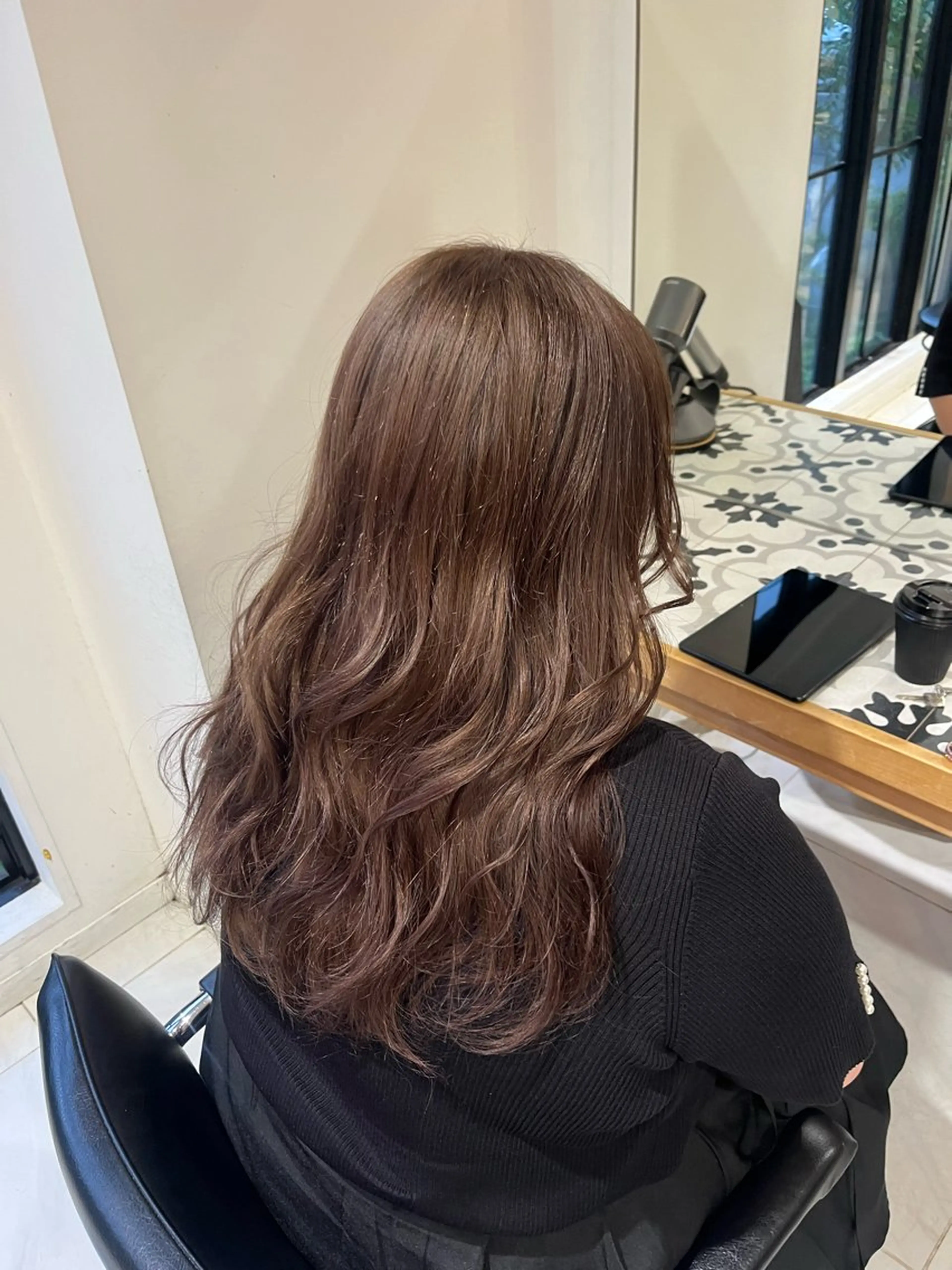 ロング カラー ブリーチ ブラウンカラー ダブルカラー ヘアカラー トリートメント ナミ🩶暗髪/暖色 ❤️/透明感/縮毛のヘアスタイル