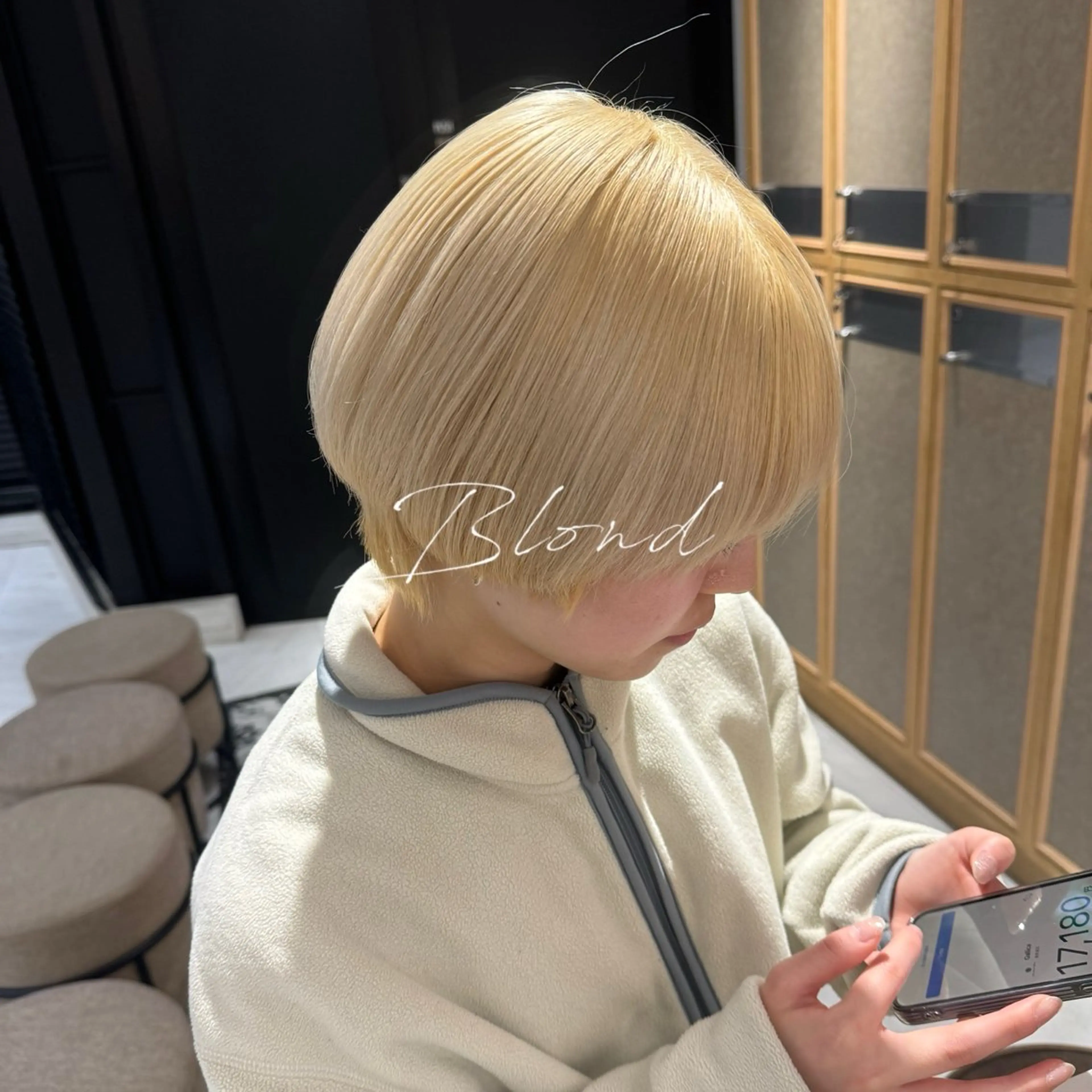 ショート カラー ブリーチ 抜きっぱなしブロンド ブロンド ヘアカラー トリートメント ナミ🩶暗髪/暖色 ❤️/透明感/縮毛のヘアスタイル