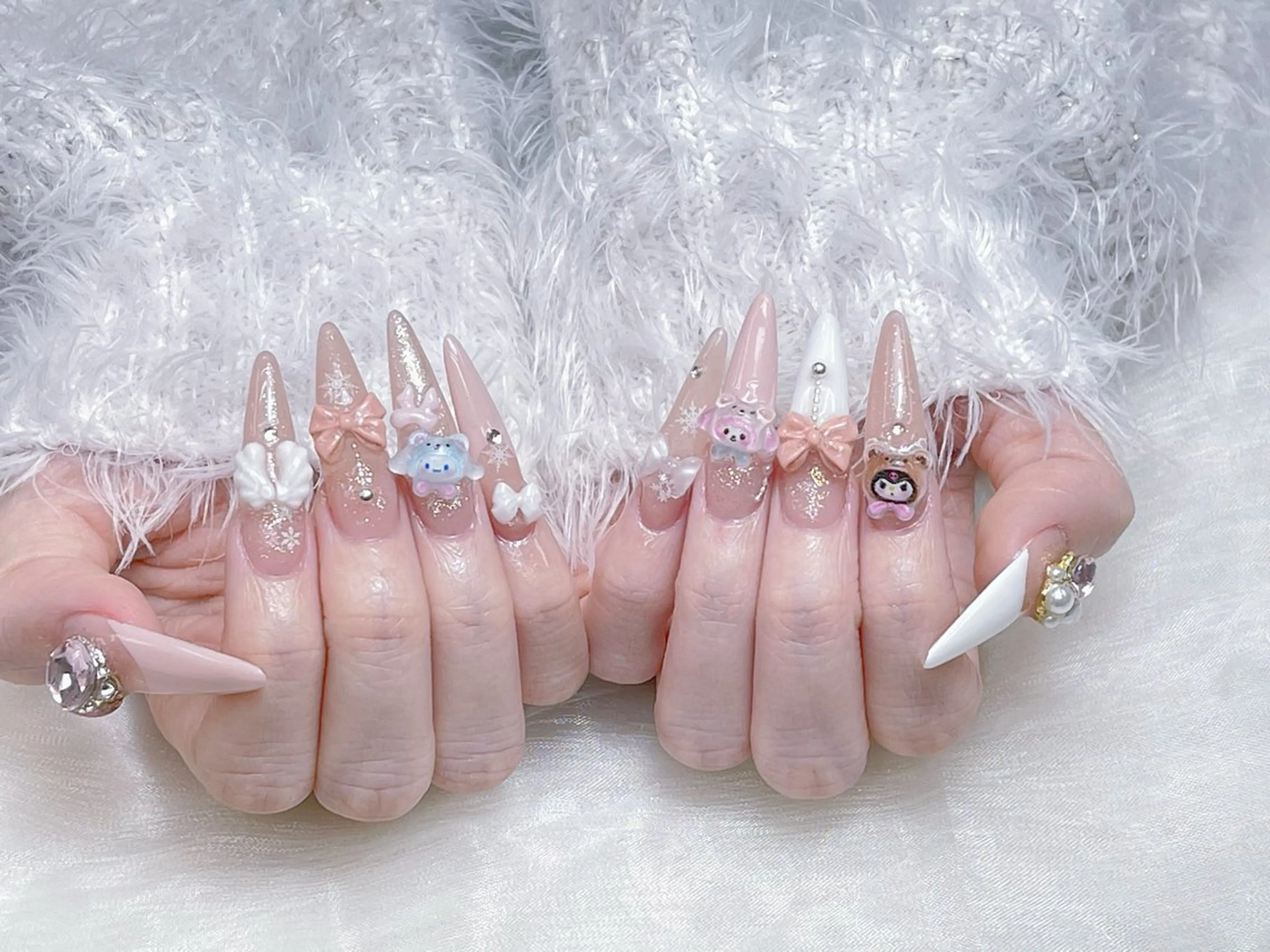 メンズ ネイル メンズ韓国風 アートネイル フレンチネイル ジェルネイル キラキラネイル ハンドネイル Bloom スカルプ専門店のネイルデザイン