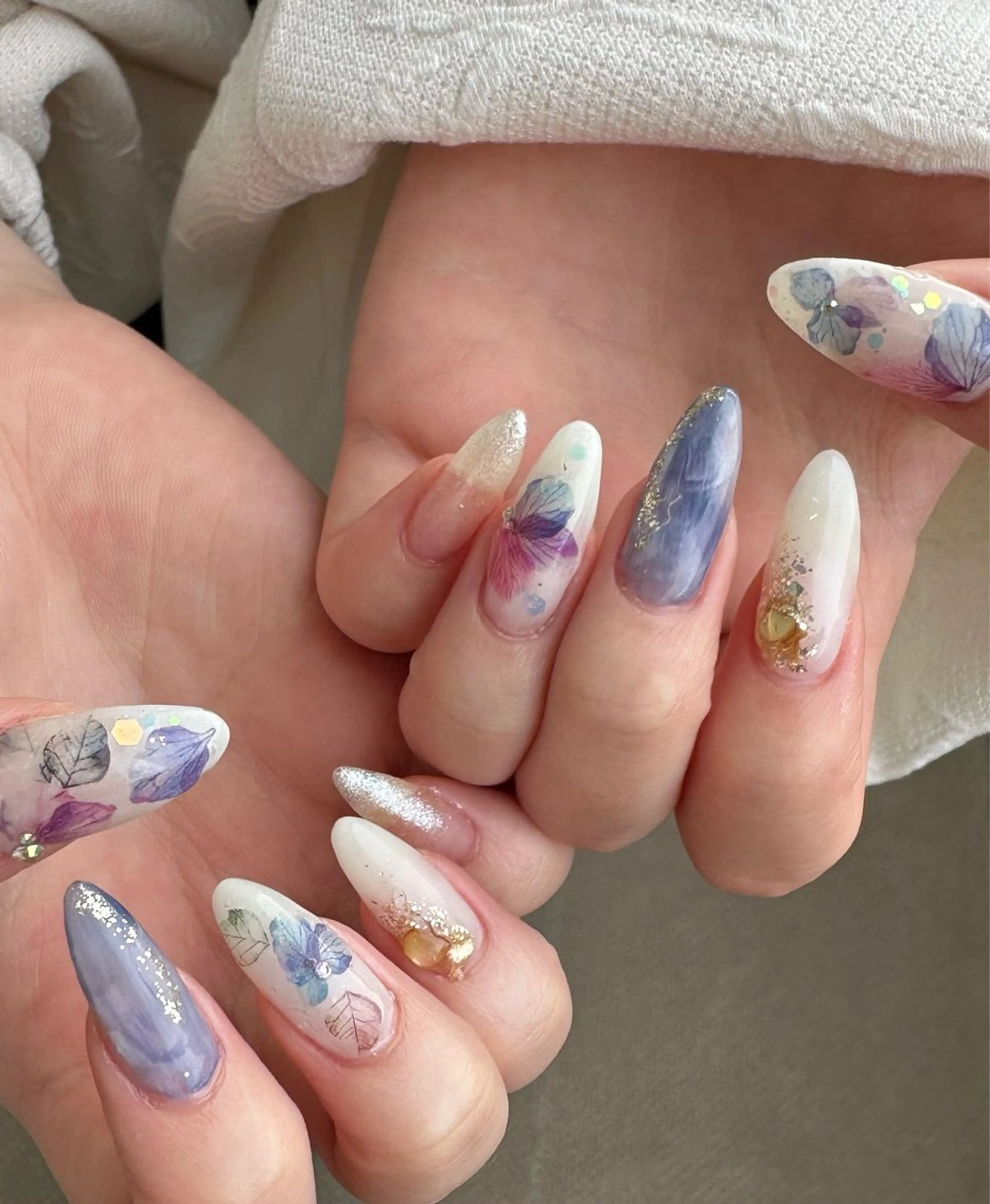 ネイル 新山 聖のネイルデザイン