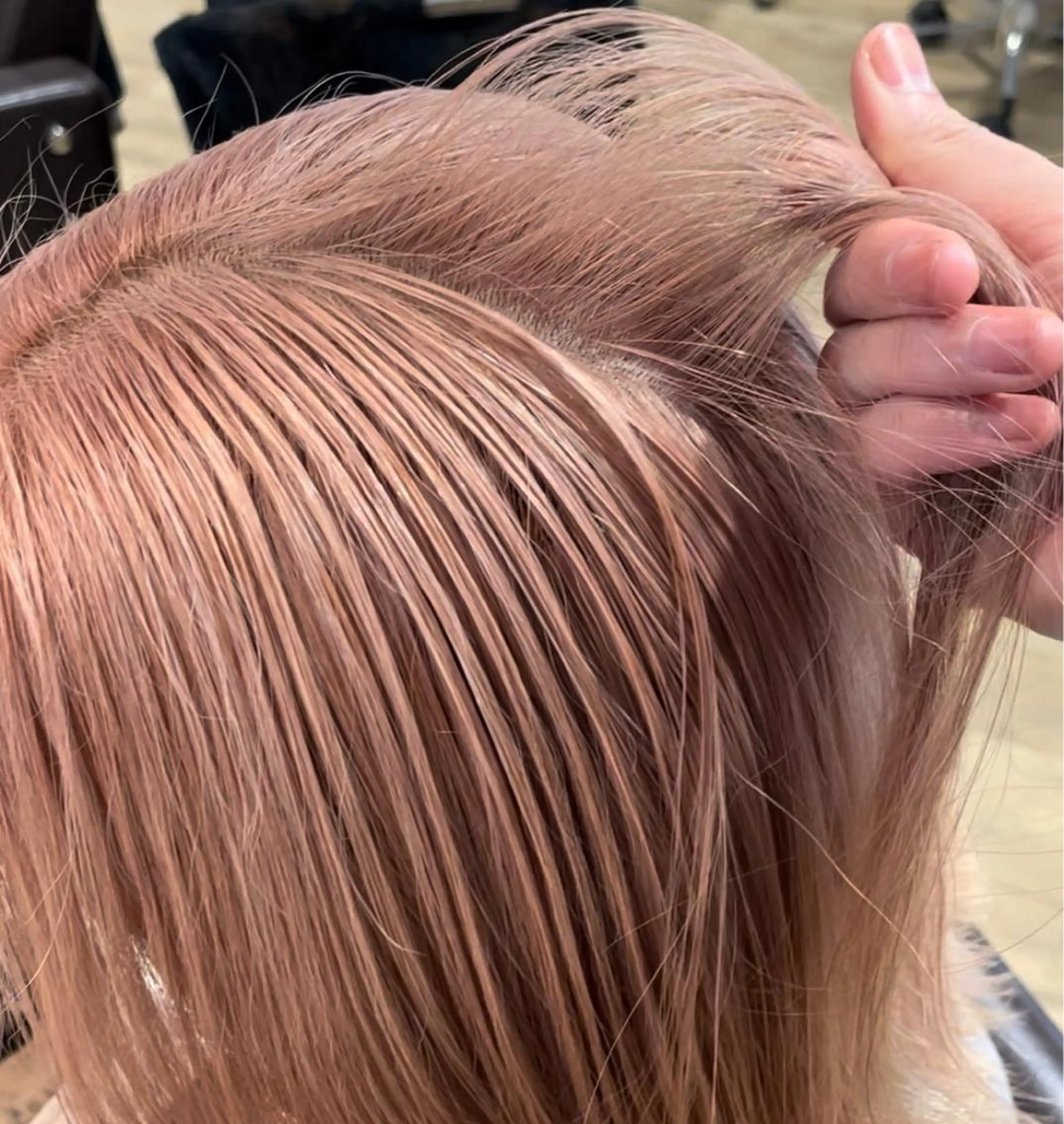 ロング 前田 菜奈子のヘアスタイル
