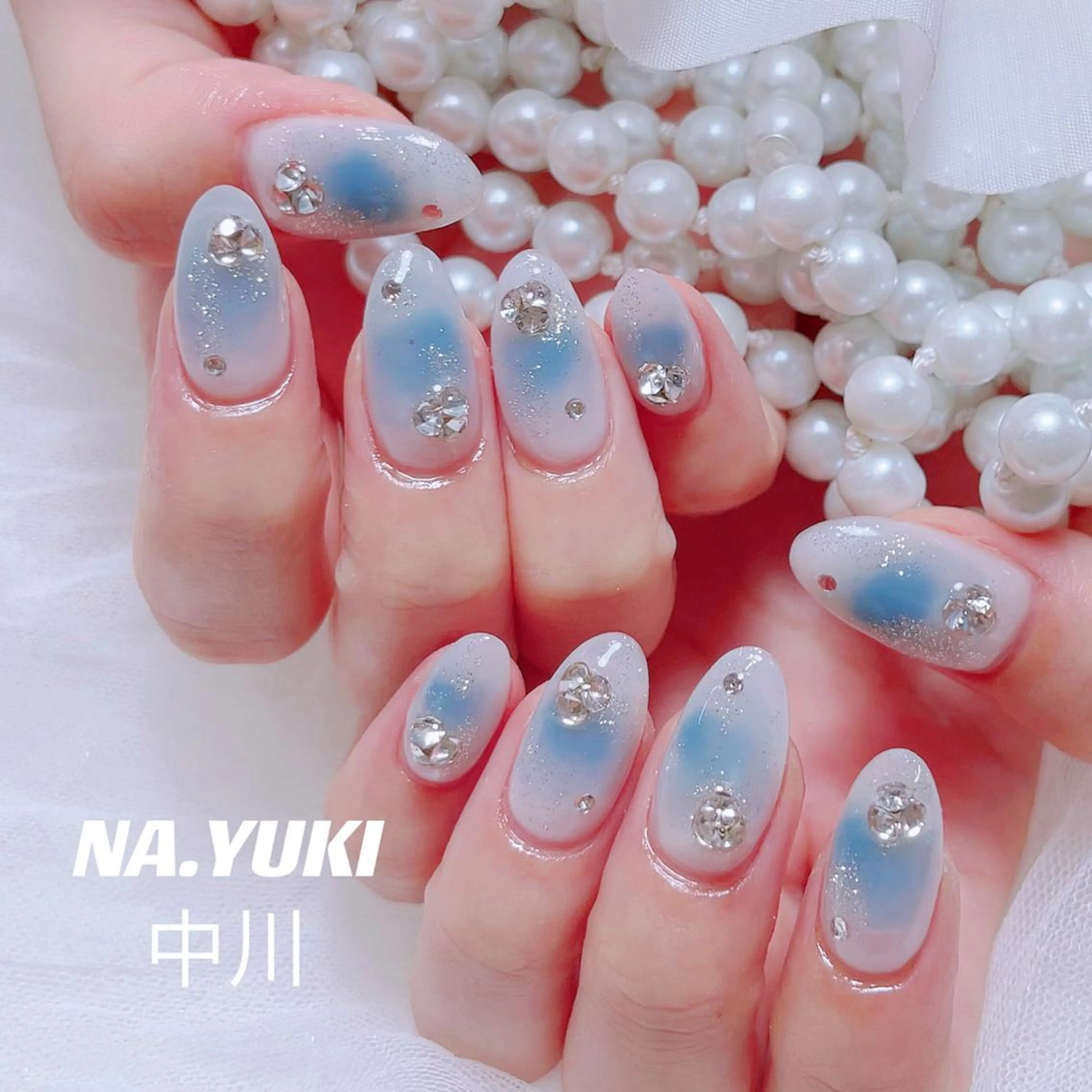 ネイル 🦋 Queenieのネイルデザイン