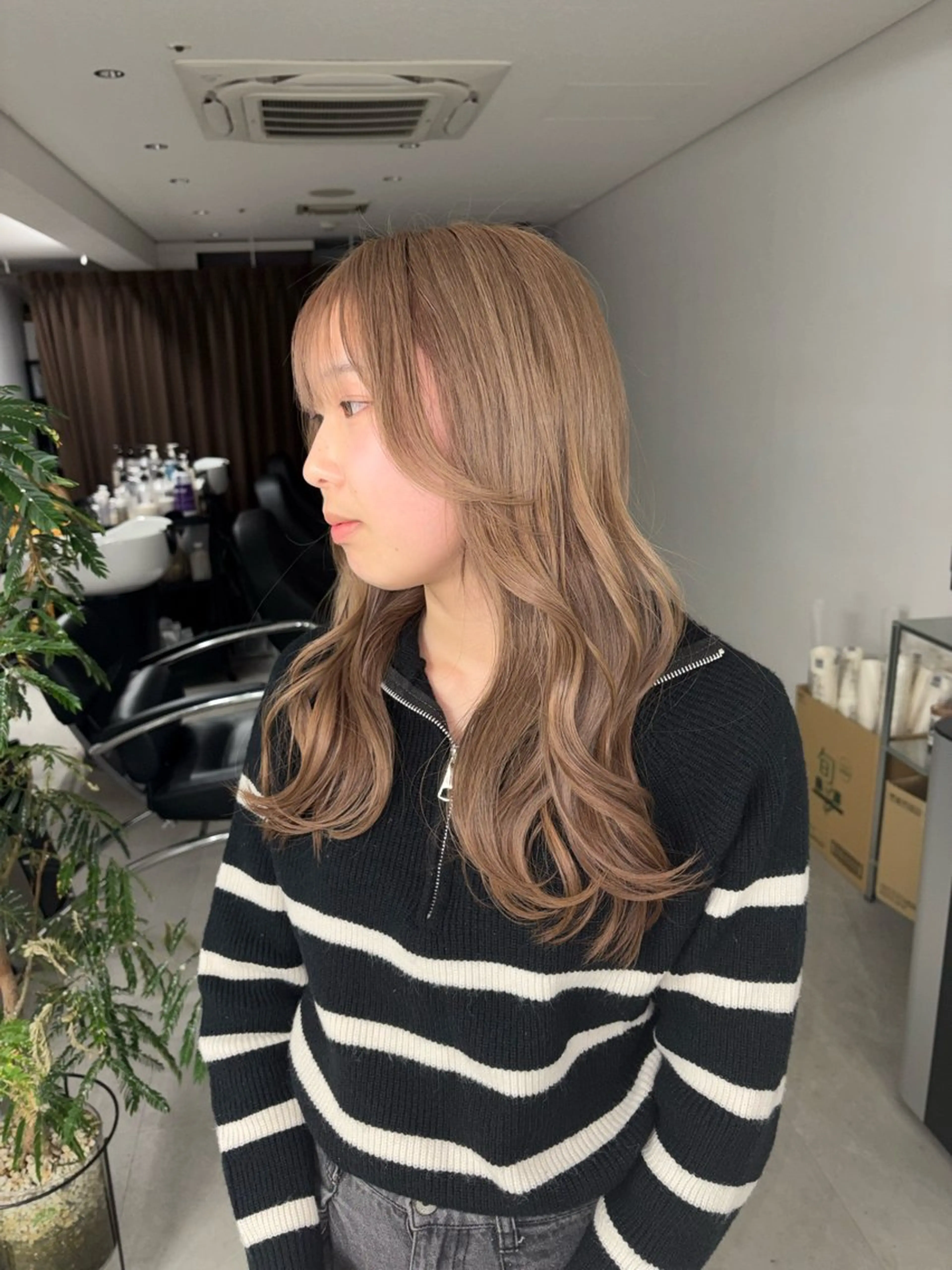 ロング ヘアカラー ブリーチ/ゆうと /ハイトーンのヘアスタイル