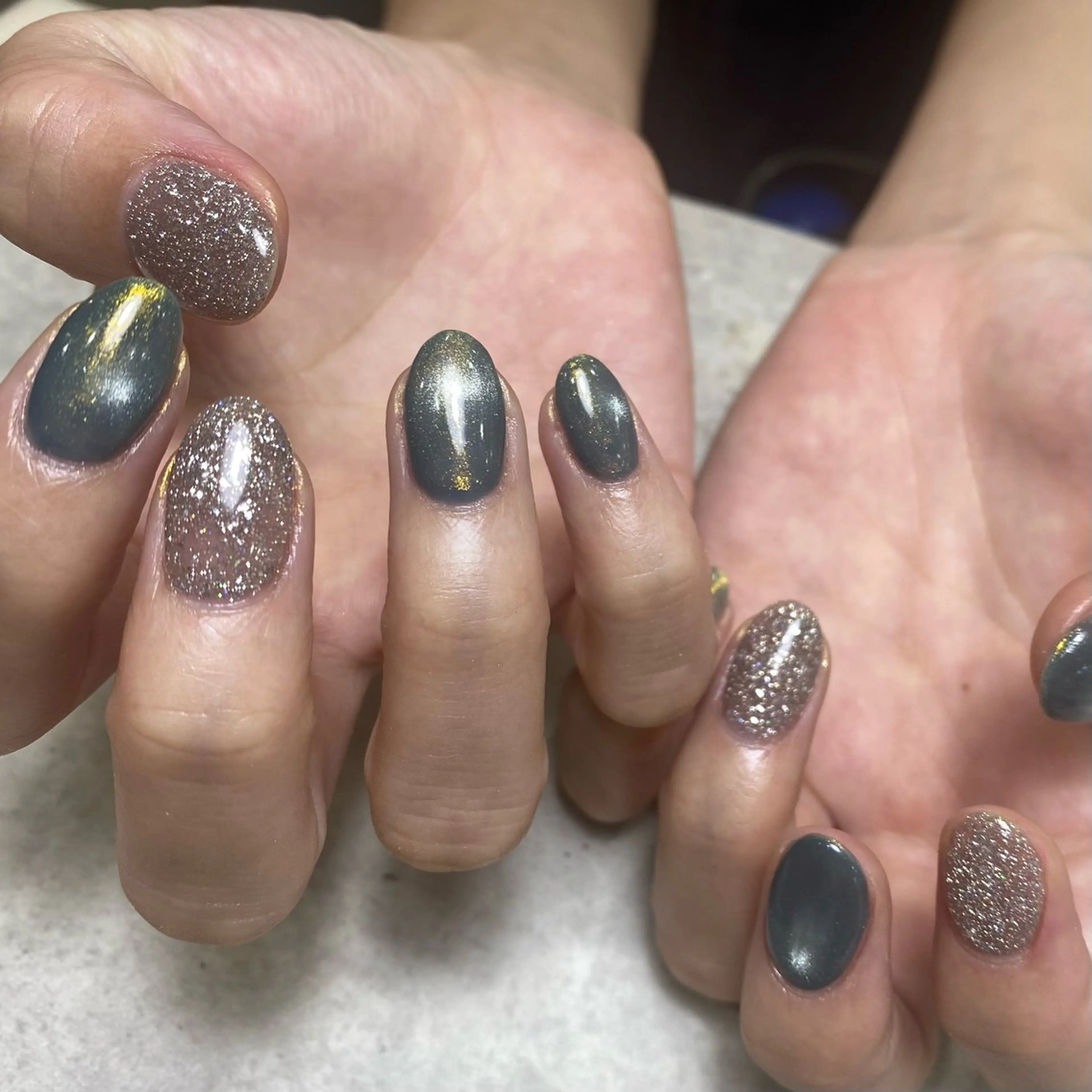 ネイル オーロラネイル マグネットネイル RIFARE 代々木 藤田のネイルデザイン