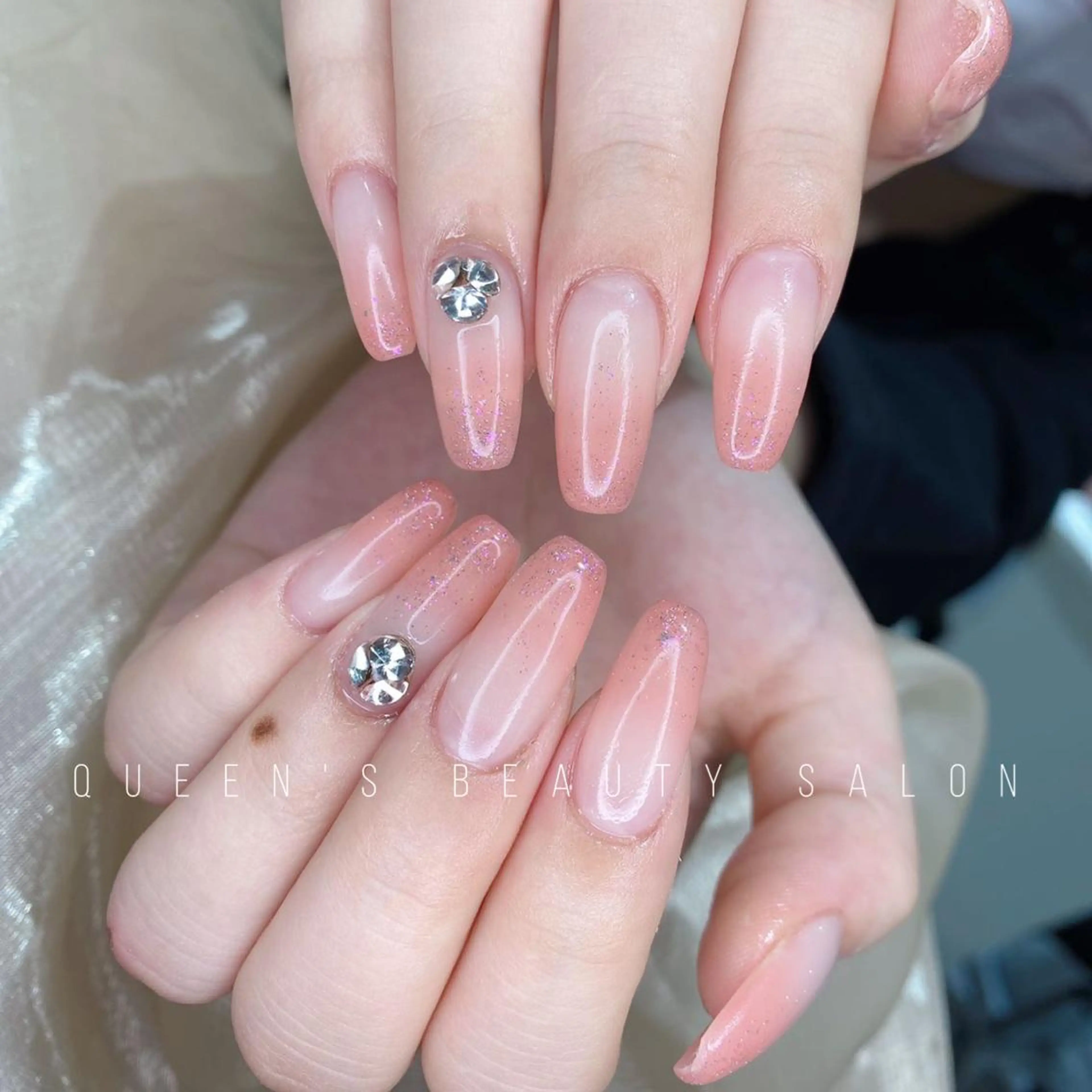 ネイル ハンドネイル Queens マオのネイルデザイン