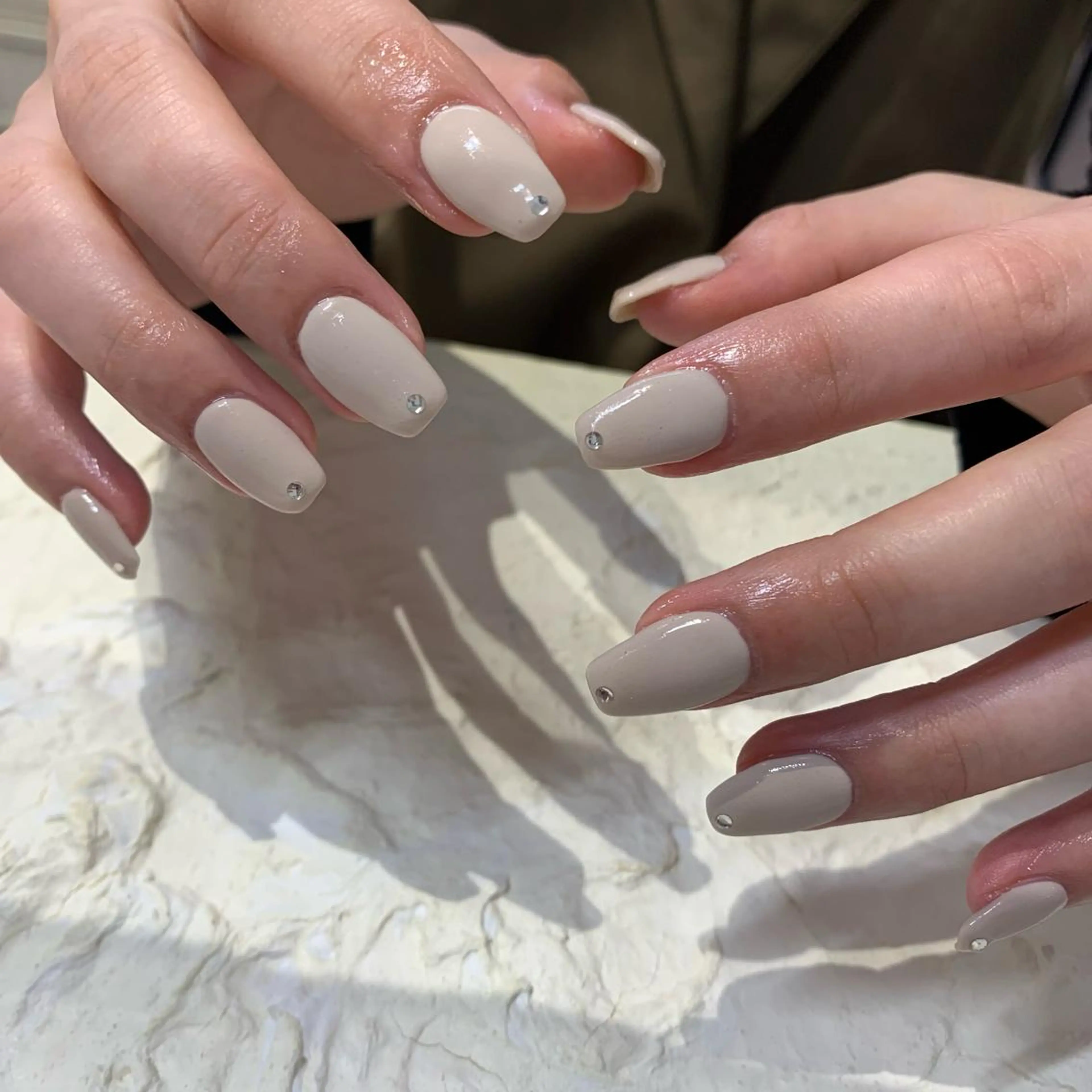 ネイル ハンドネイル マキノ ユイのネイルデザイン