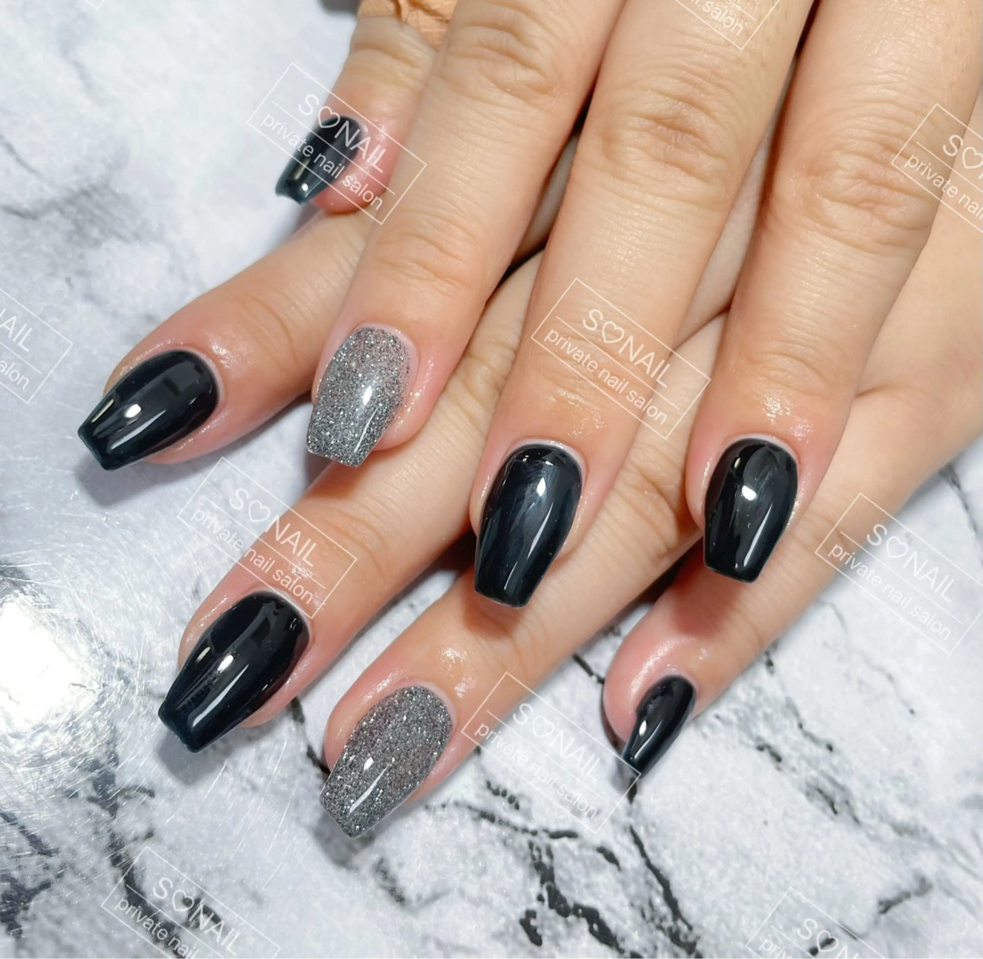 ネイル フラッシュネイル ネイビー ハンドネイル S.NAIL Suuのネイルデザイン