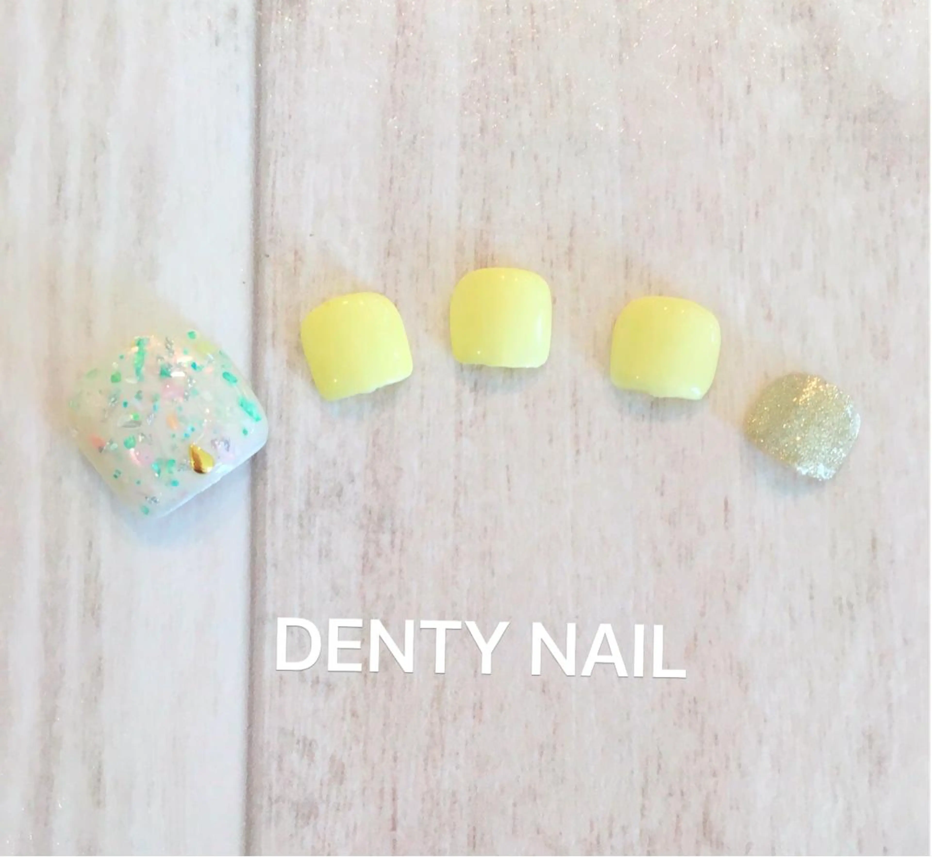 ネイル フットネイル DENTY NAIL -ArtRoom-のネイルデザイン