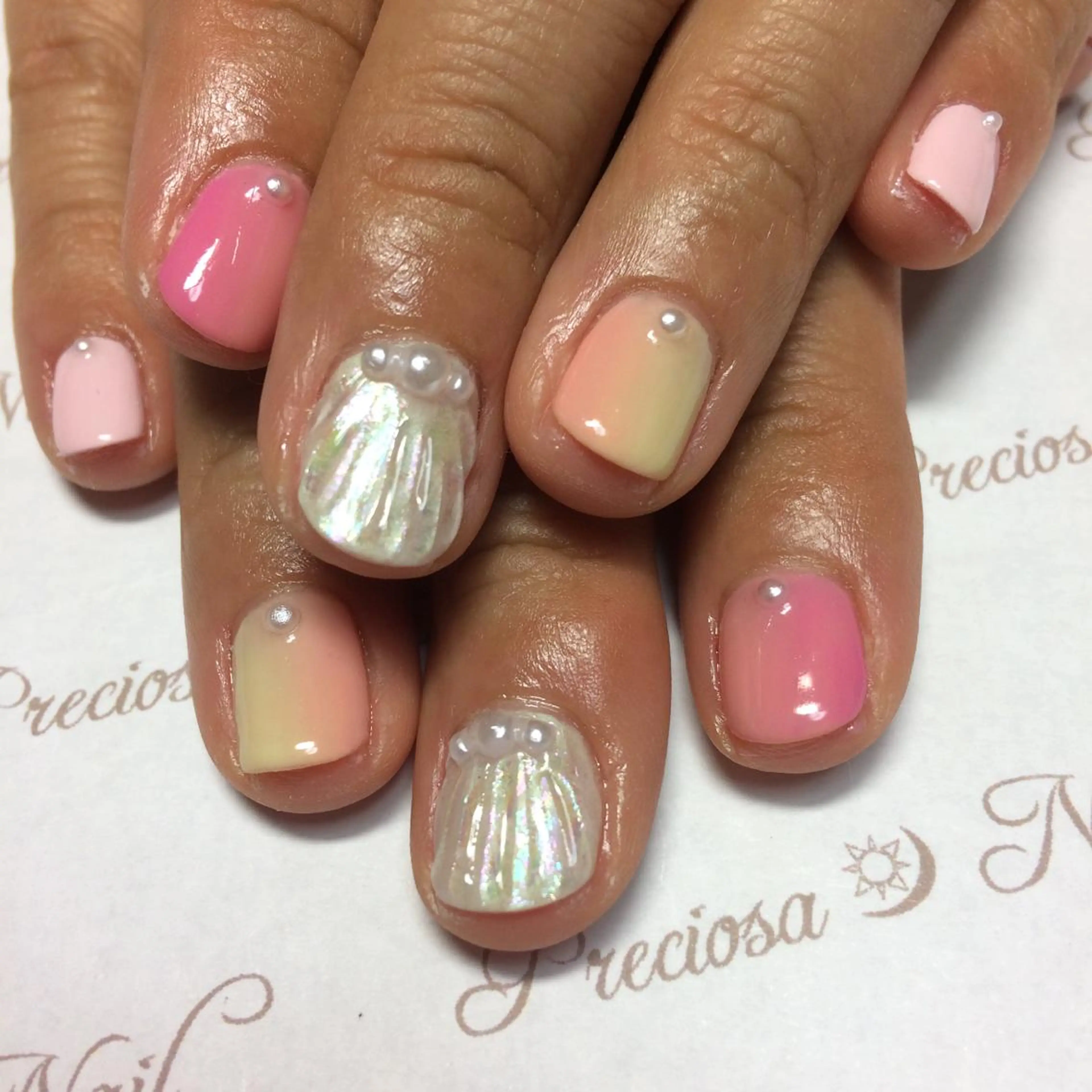 ネイル preciosa.nail所属・久場 晴美のネイルデザイン
