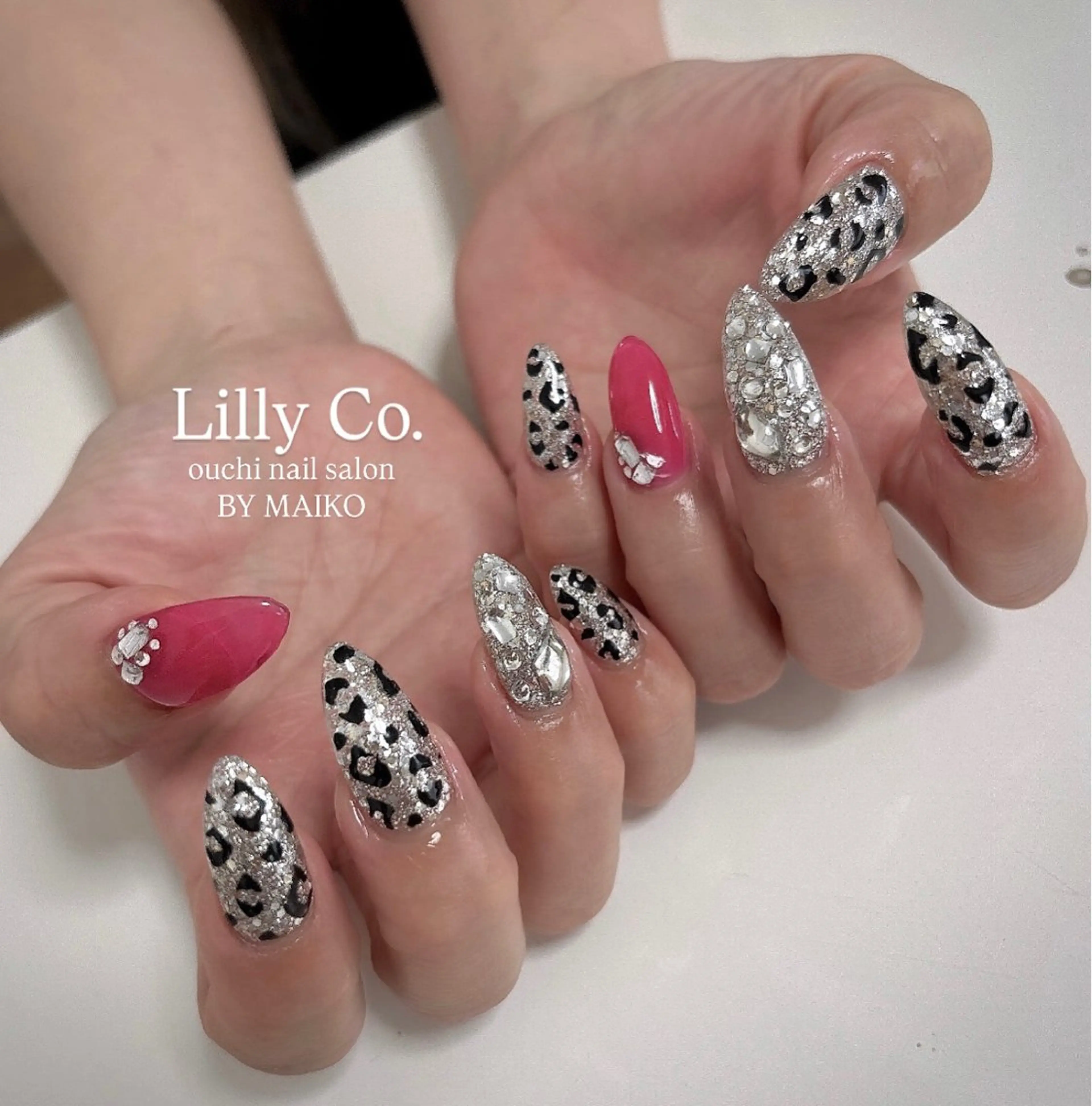 ネイル ハンドネイル ハンドケア Lilly Co.のネイルデザイン
